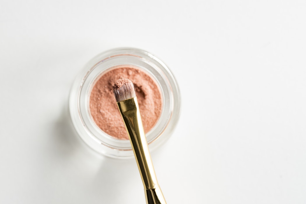 Mix a gold, peach, or pearl loose pigment eyeshadow with a small amount of emu cream to create a high end look highlighter cream without breaking the bank.