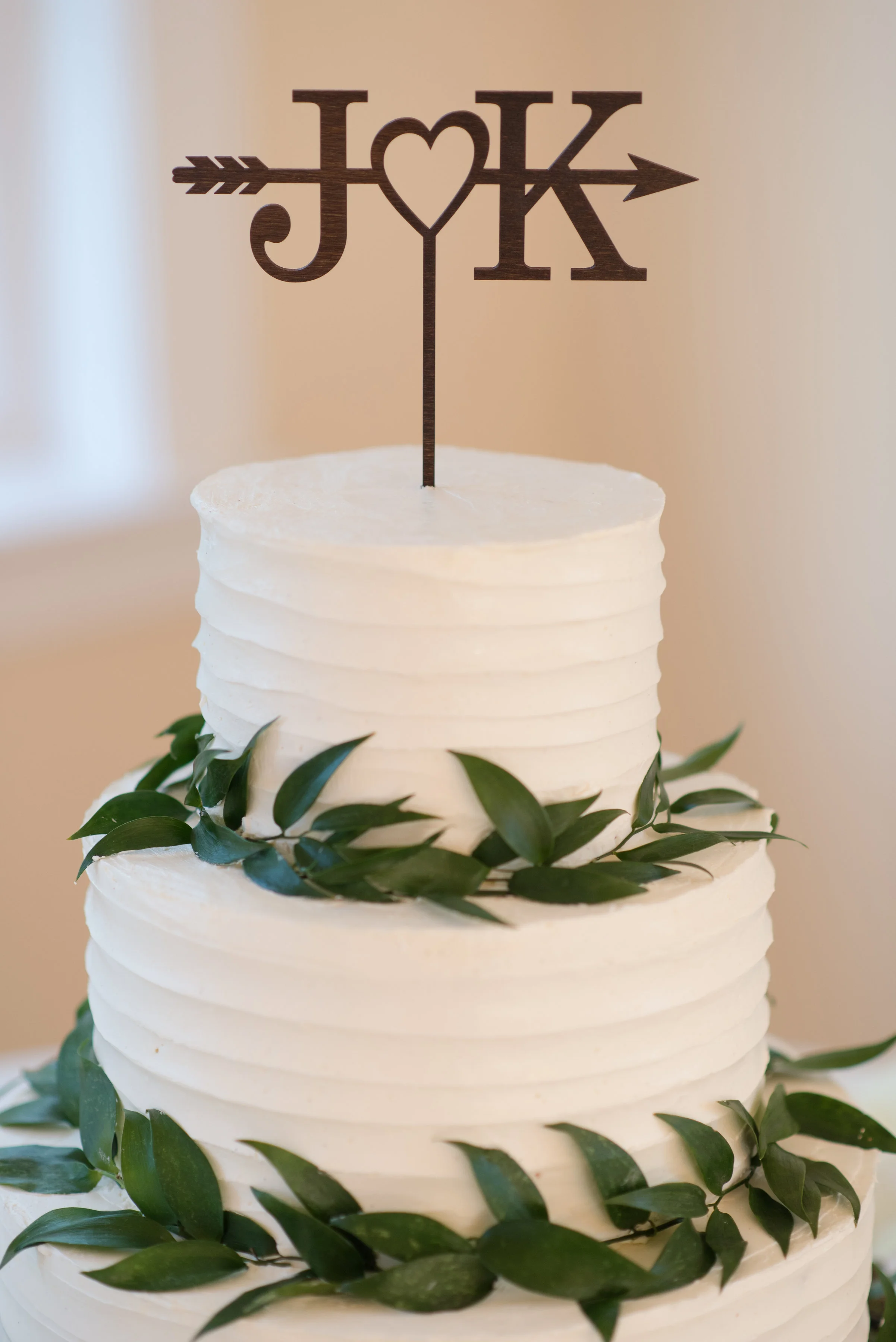 Easy Ways to Cut Costs at Your Wedding