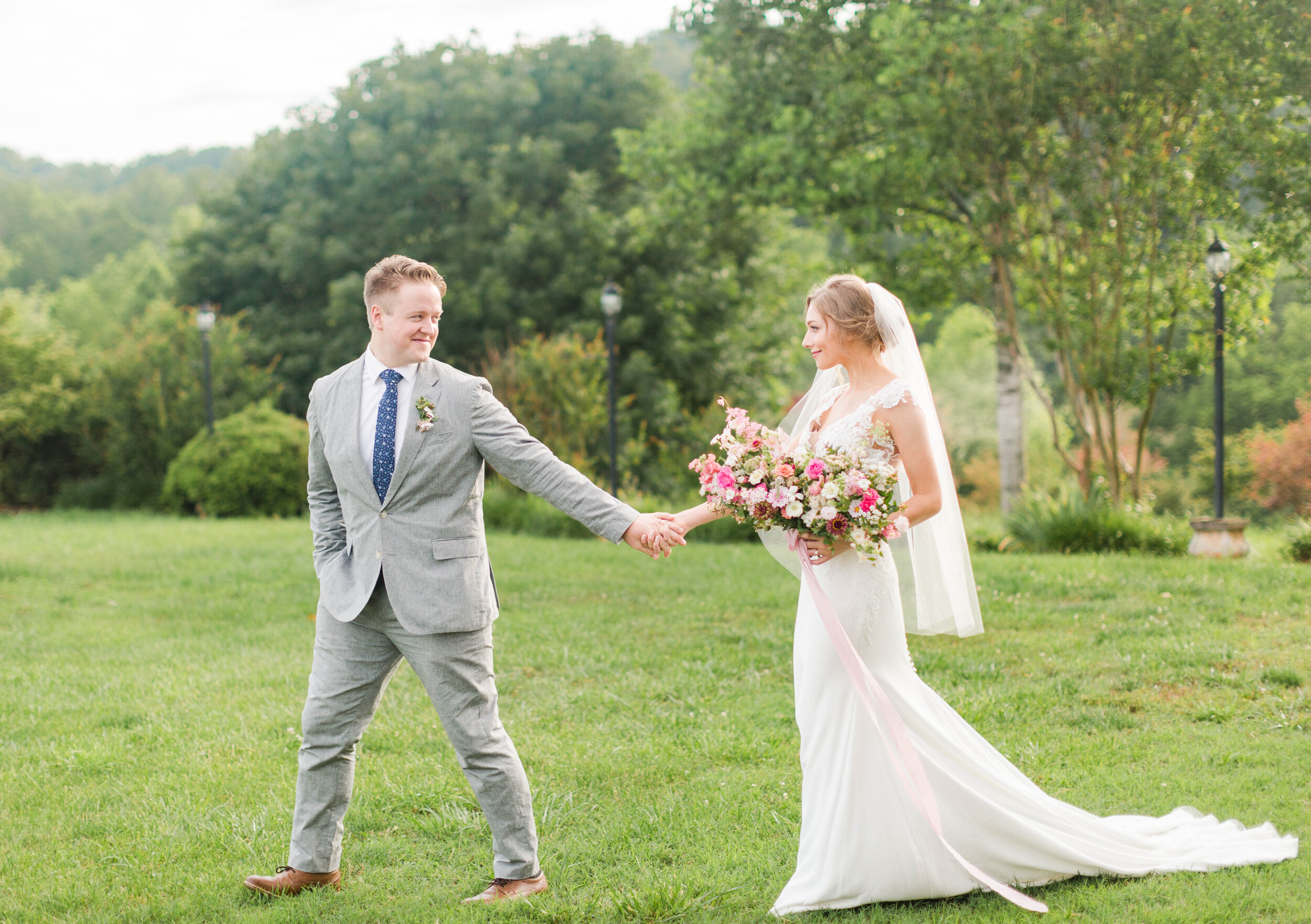 3-Belle-Garden-Estate-Roanoke-Wedding-Elizabeth-Hill-Photography-71.jpg