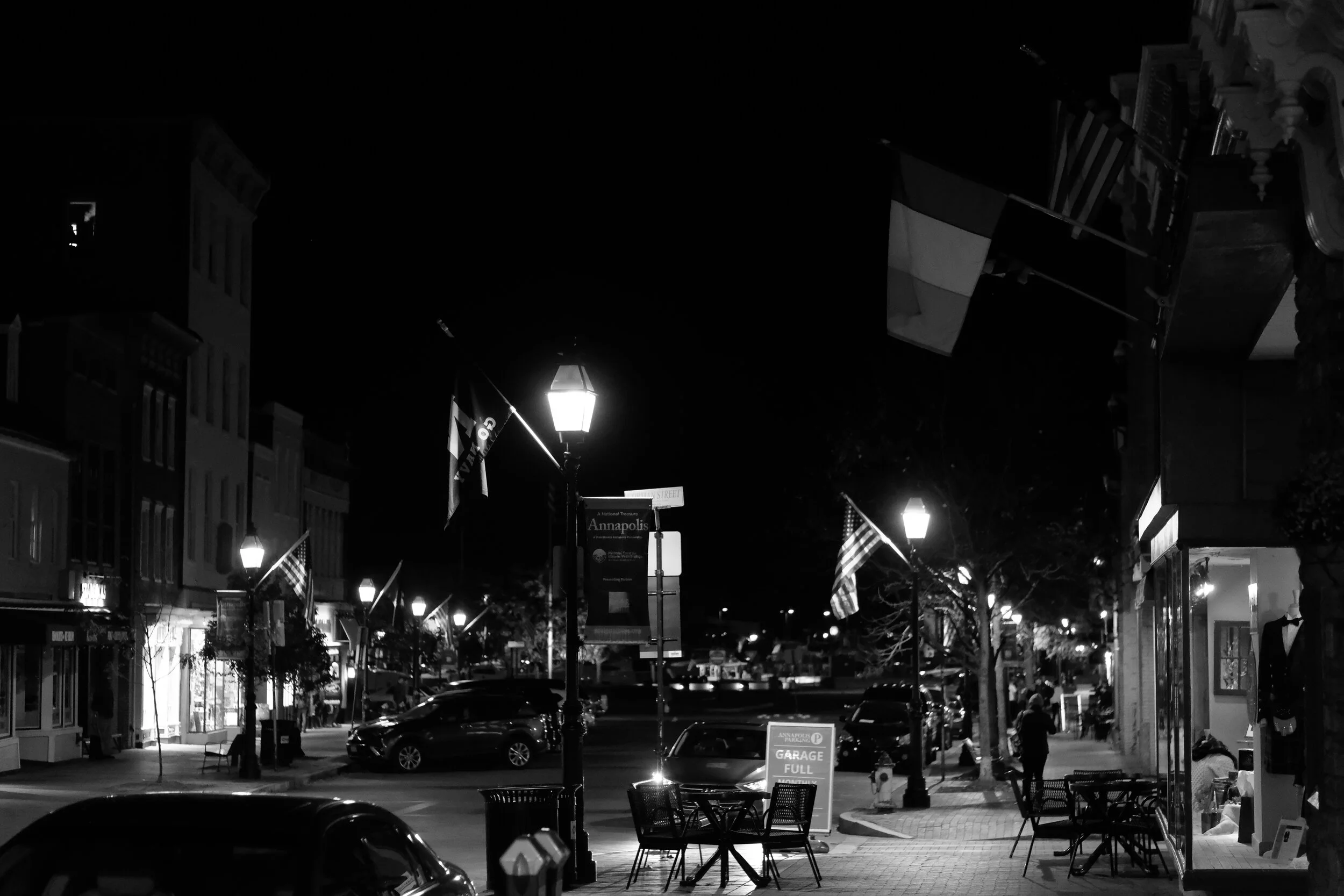   In Maryland’s capital city there appears to be less pressure, less force. People stroll and amble. Outside of bars and restaurants unbothered perambulators ease on by with their eyes on one another or glancing through the windows to feel out the ca