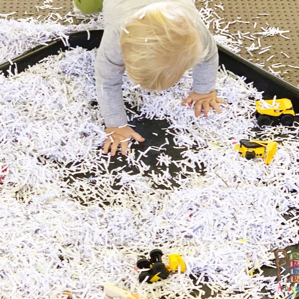Shredded Paper - Easy Play Idea