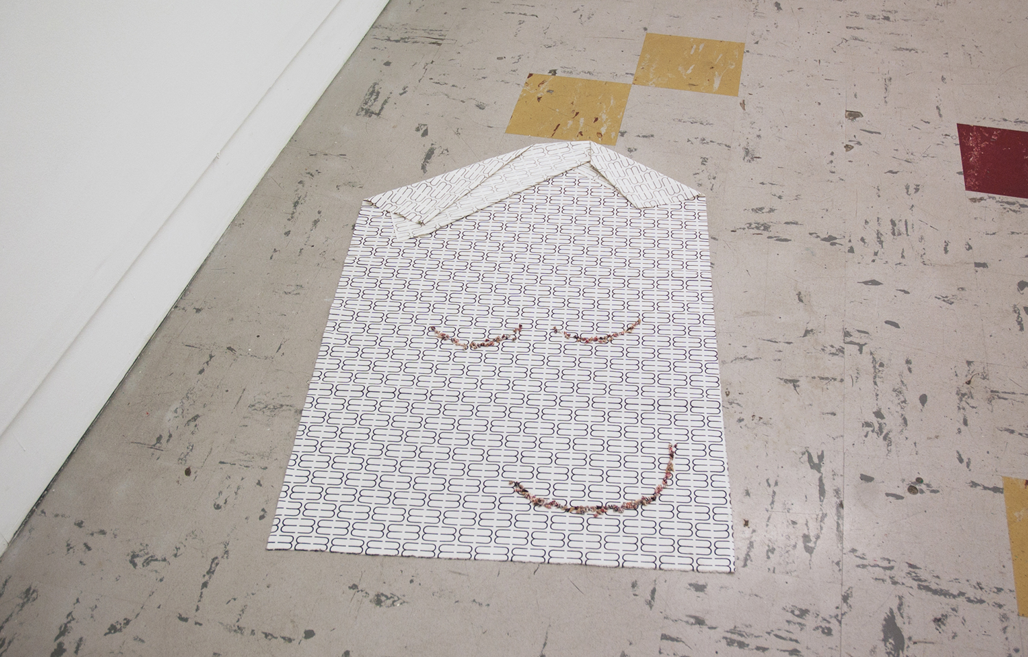 face, 2014 cotton, seashells