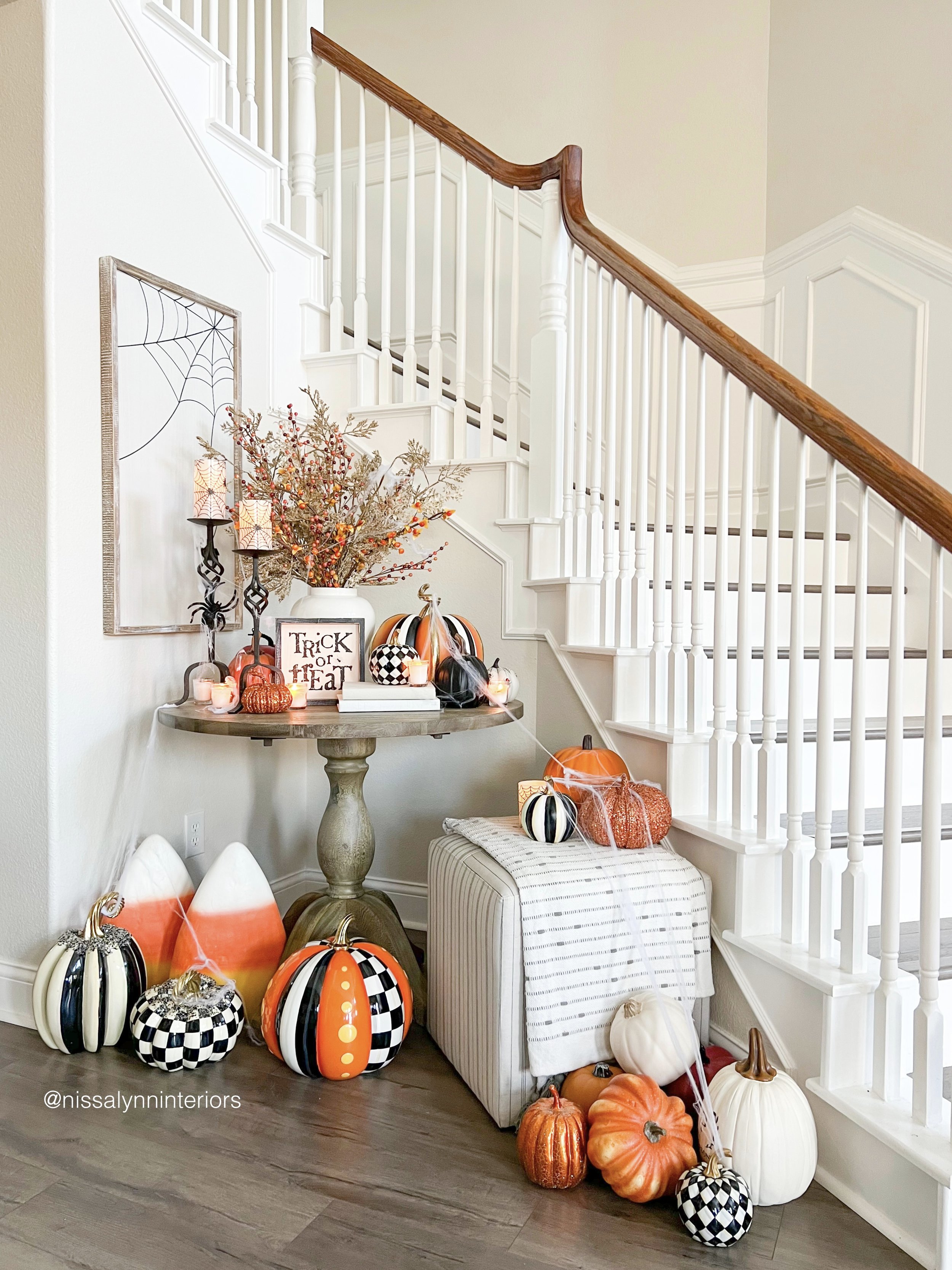 DIY Haunted House Halloween Decor in the Entryway - Bless'er House
