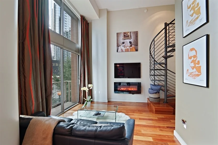01_900LenoraStreet_Suite103_1_LivingRoom_LowRes.jpg