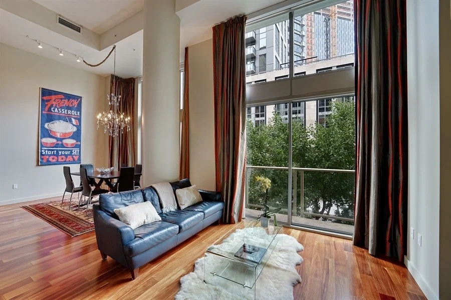 04_900LenoraStreet_Suite103_93001_LivingRoomDiningRoom_LowRes.jpg