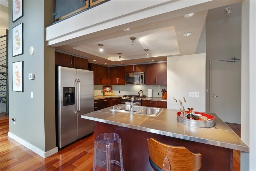 05_900LenoraStreet_Suite103_5_Kitchen_LowRes.jpg