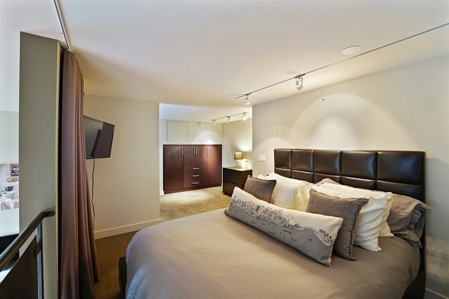 09_900LenoraStreet_Suite103_18_Bedroom_LowRes.jpg