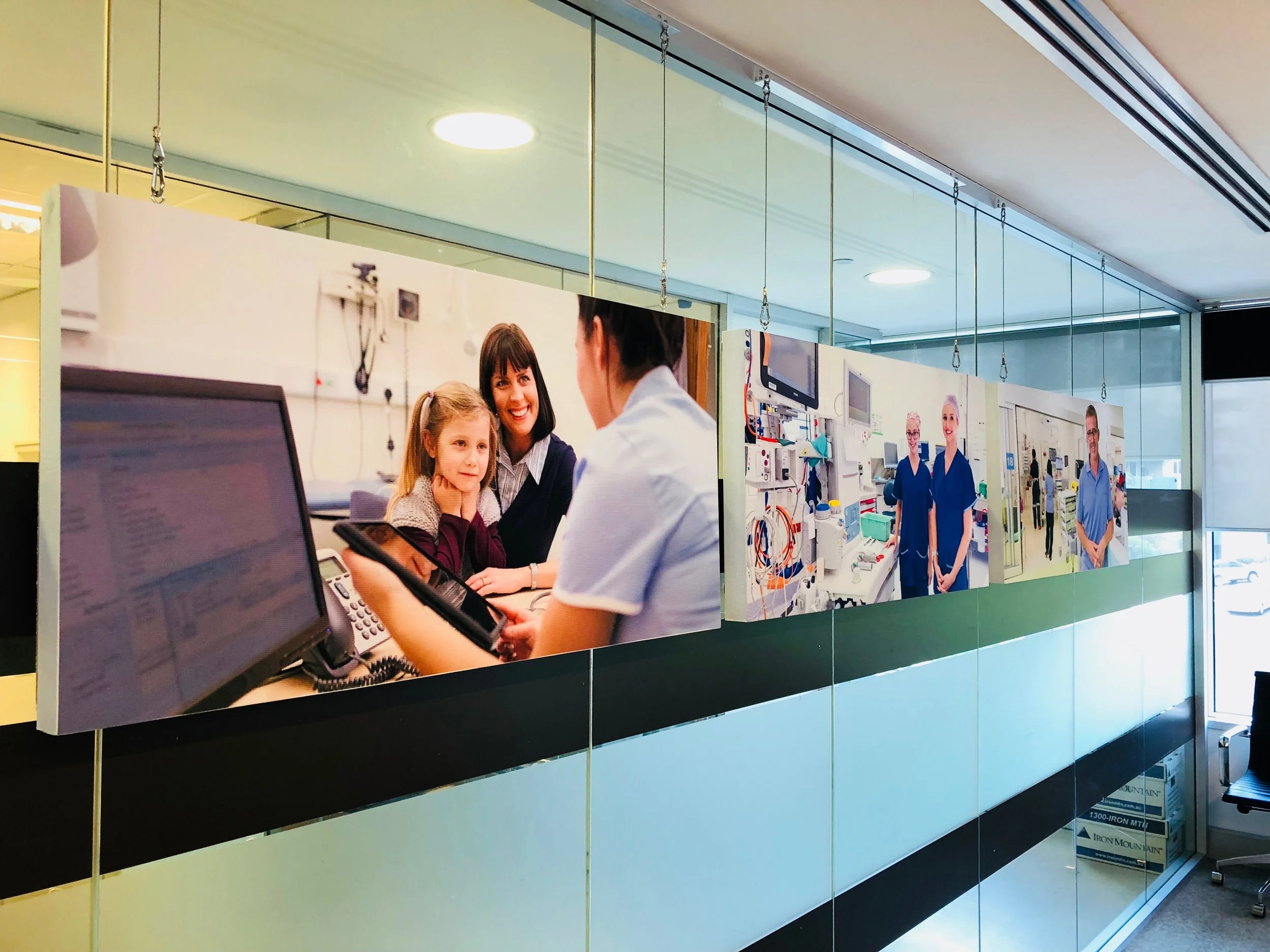 Reducing noise in a medical centre with printed acoustic modules