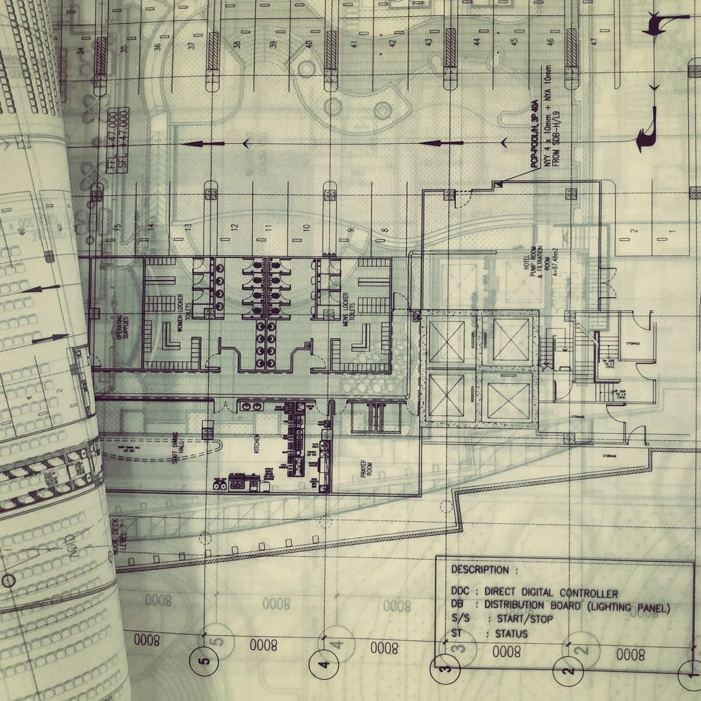 construction-2682641.jpg