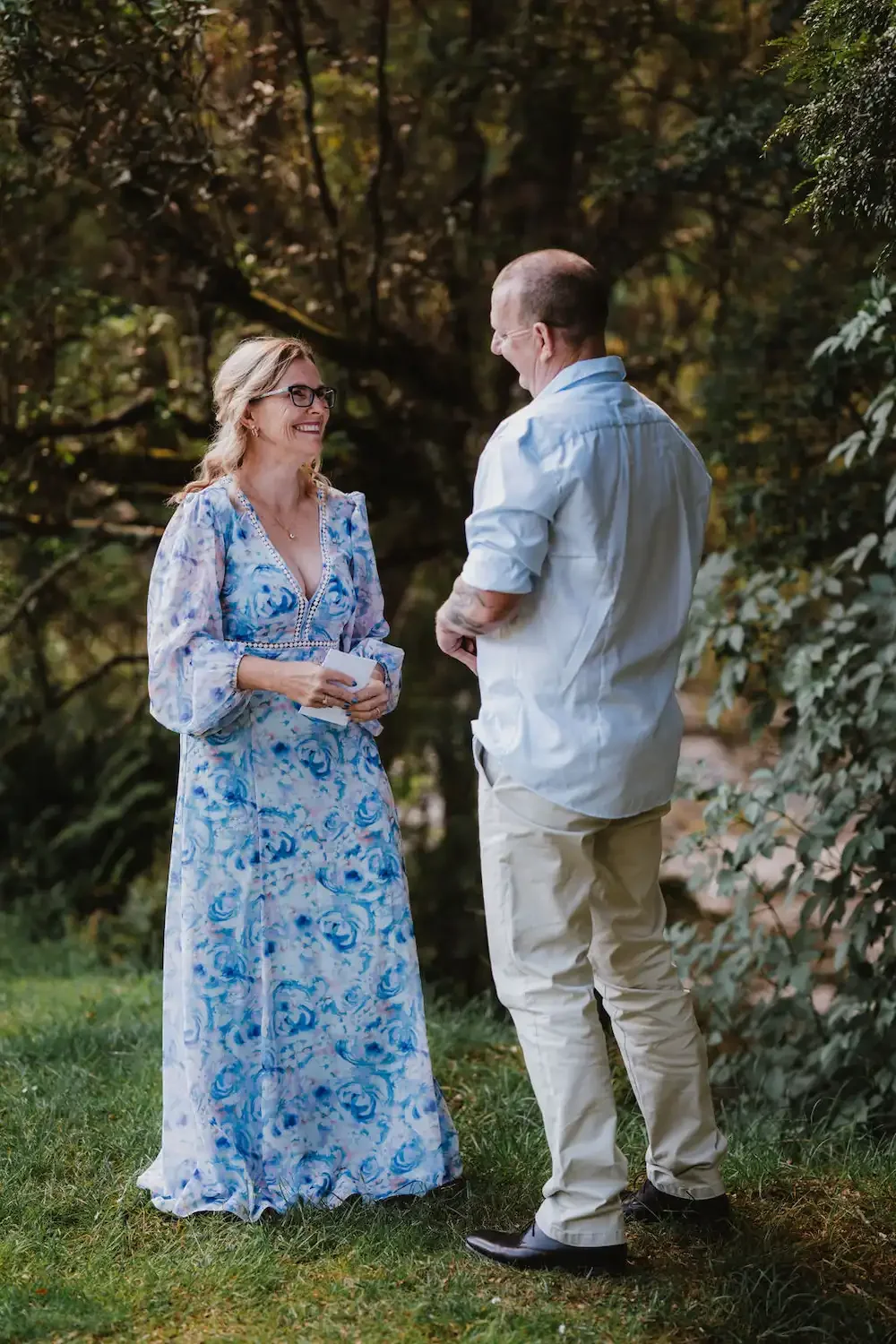 UK couple getting married in Melbourne gardens as tourists in Australia with I Do Drive Thru — tourist wedding from $400