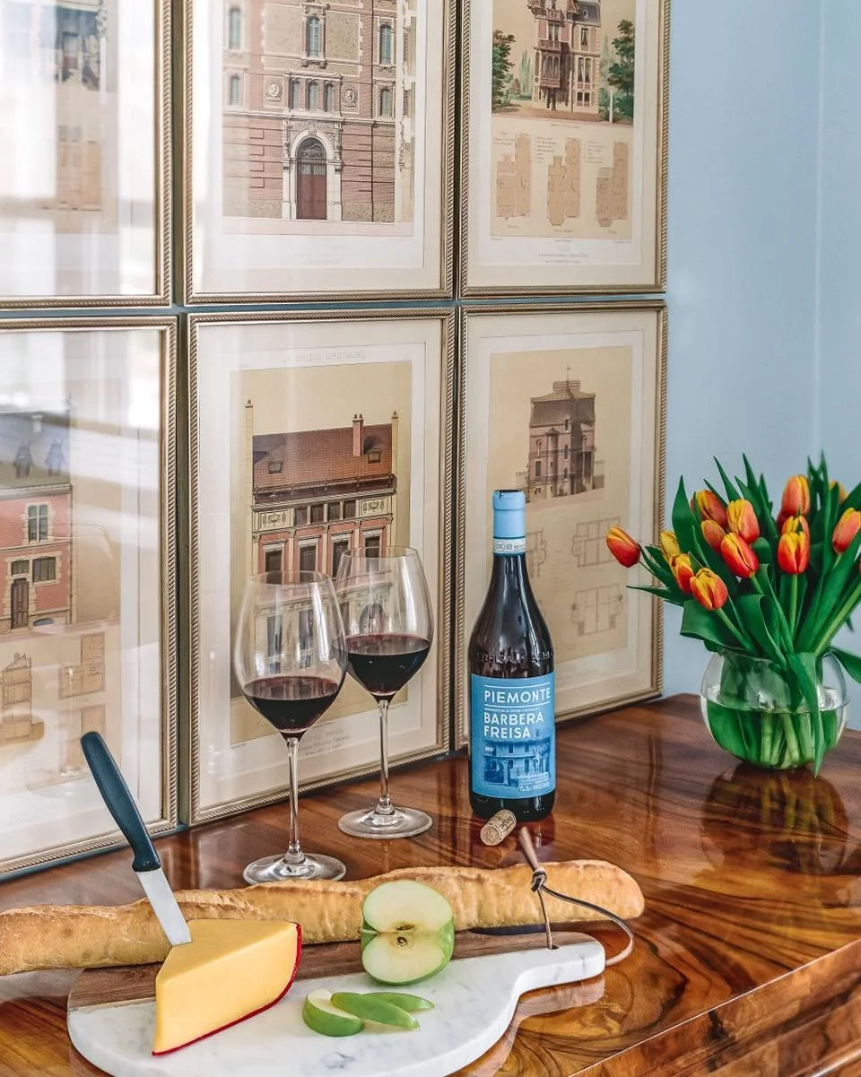 Bringing warmth, charm, and function into every corner &mdash; from wine and tulips to crisp cabinetry and citrus. This project was all about curating a home that feels equally elevated and lived-in.

📷 @kwdcreative

#WindingLaneInteriors #Cincinnat