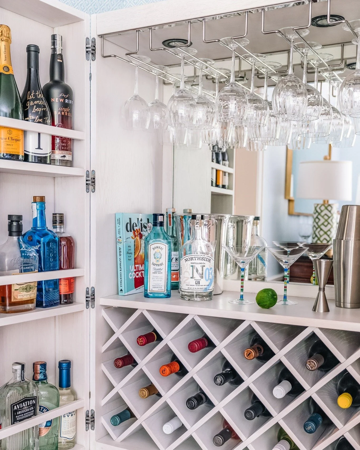 Game day calls for more than just a good seat&mdash;🍹🍻 the perfect dry bar setup makes Monday Night Football with the Bengals even better. Stock it right, and you&rsquo;re ready for every touchdown and timeout. 🐅🏈

Photography: @kwdcreative 

#wi