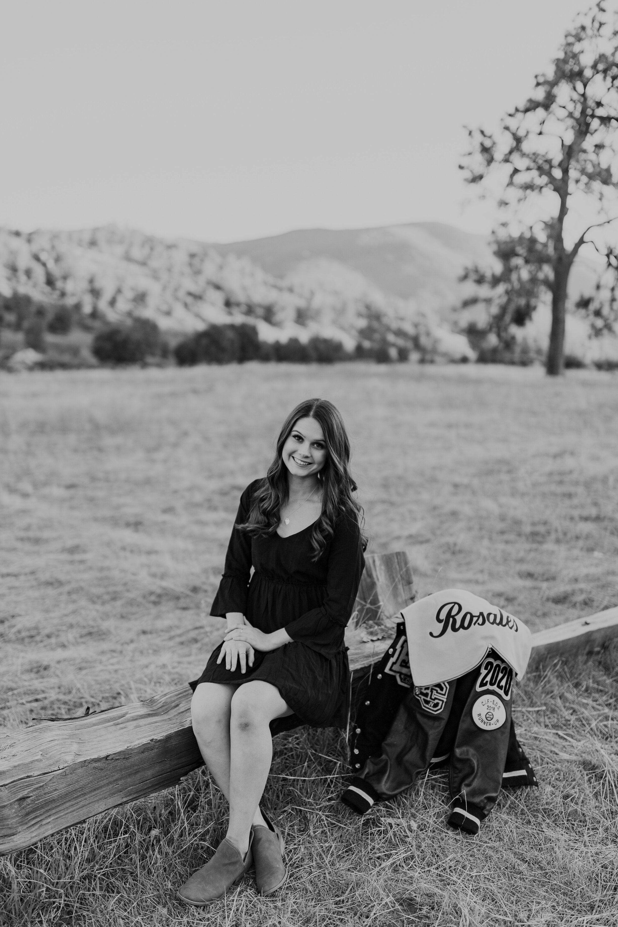 Maddie Rosales Senior-22.jpg