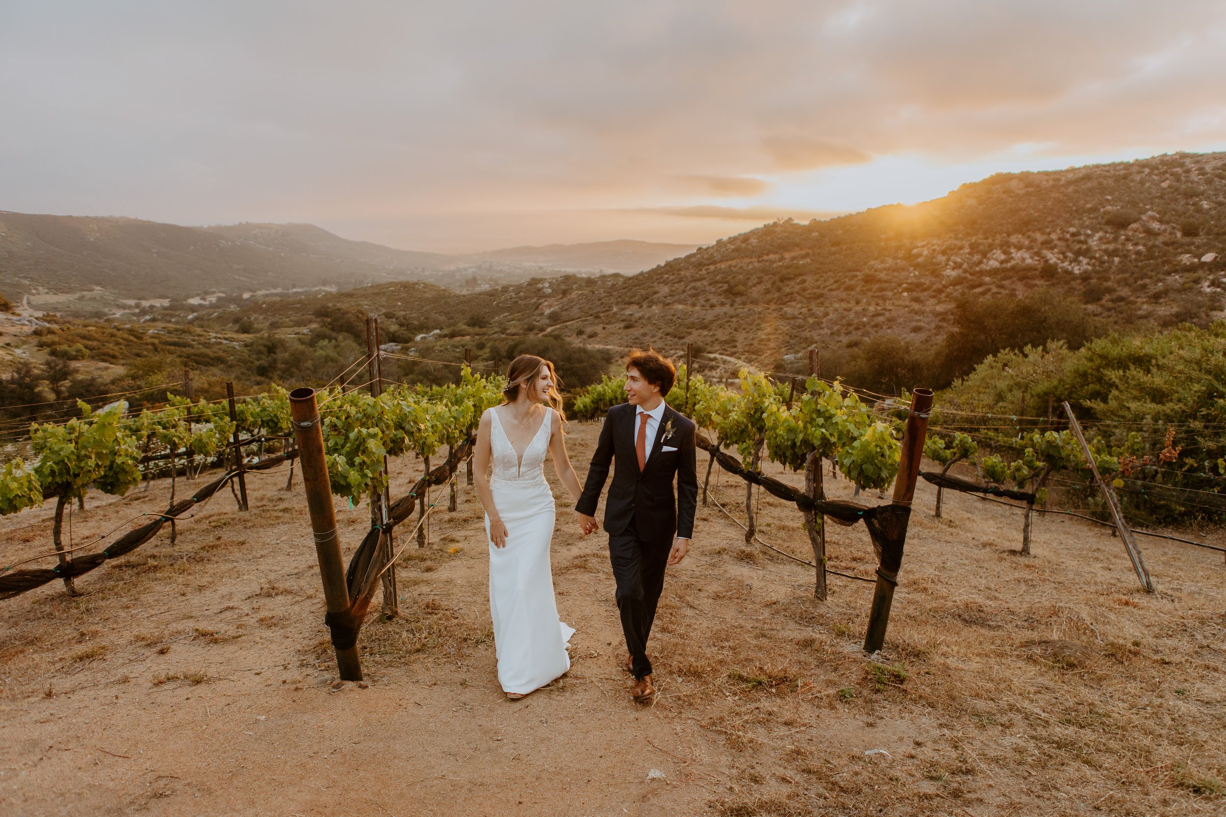 milagro winery wedding sunset san diego wedding photographer california
