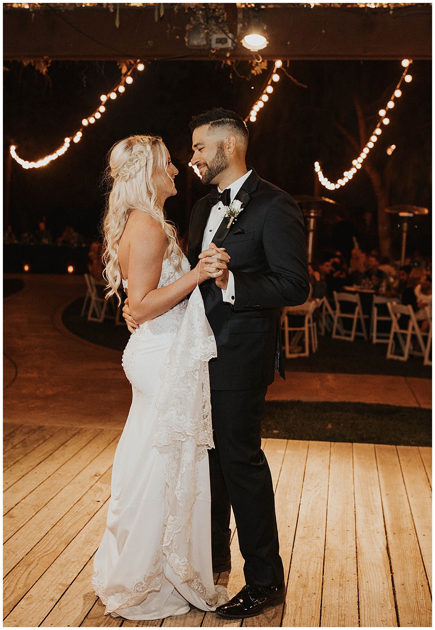 bride groom first dance