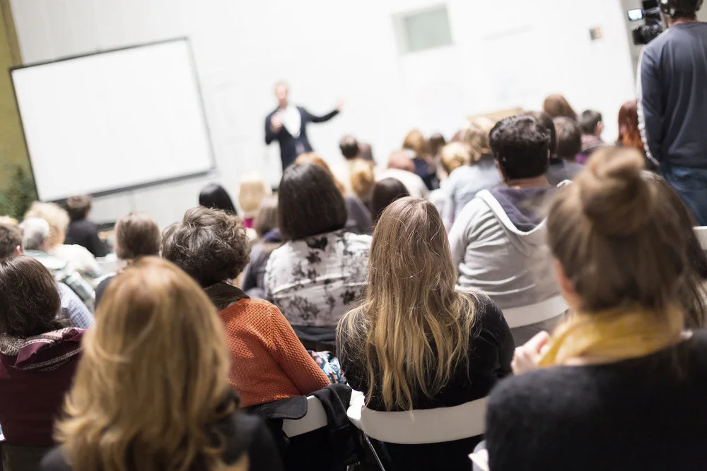 lecture-hall--85708928.jpg