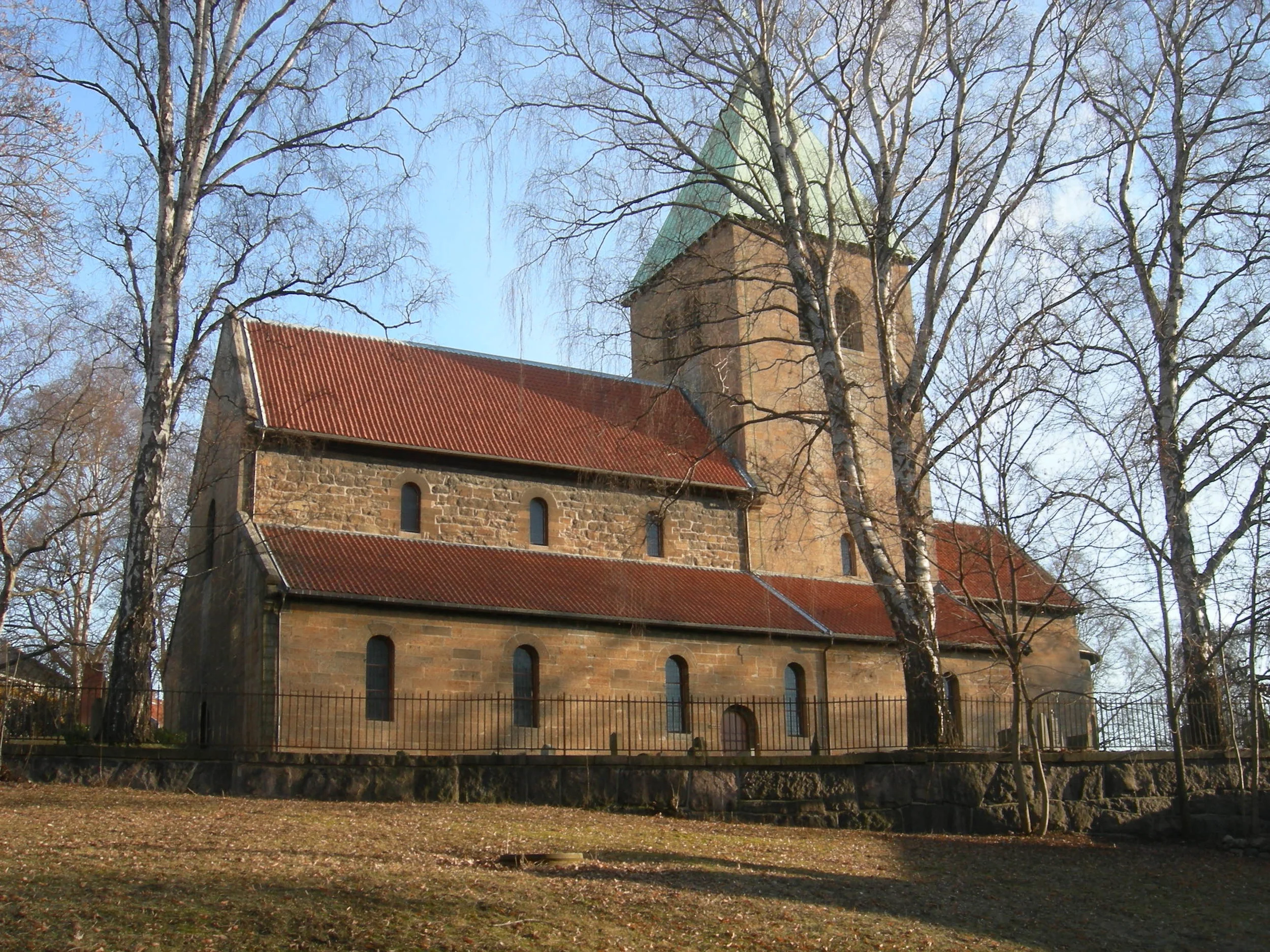 Gamle Aker kirke.jpeg