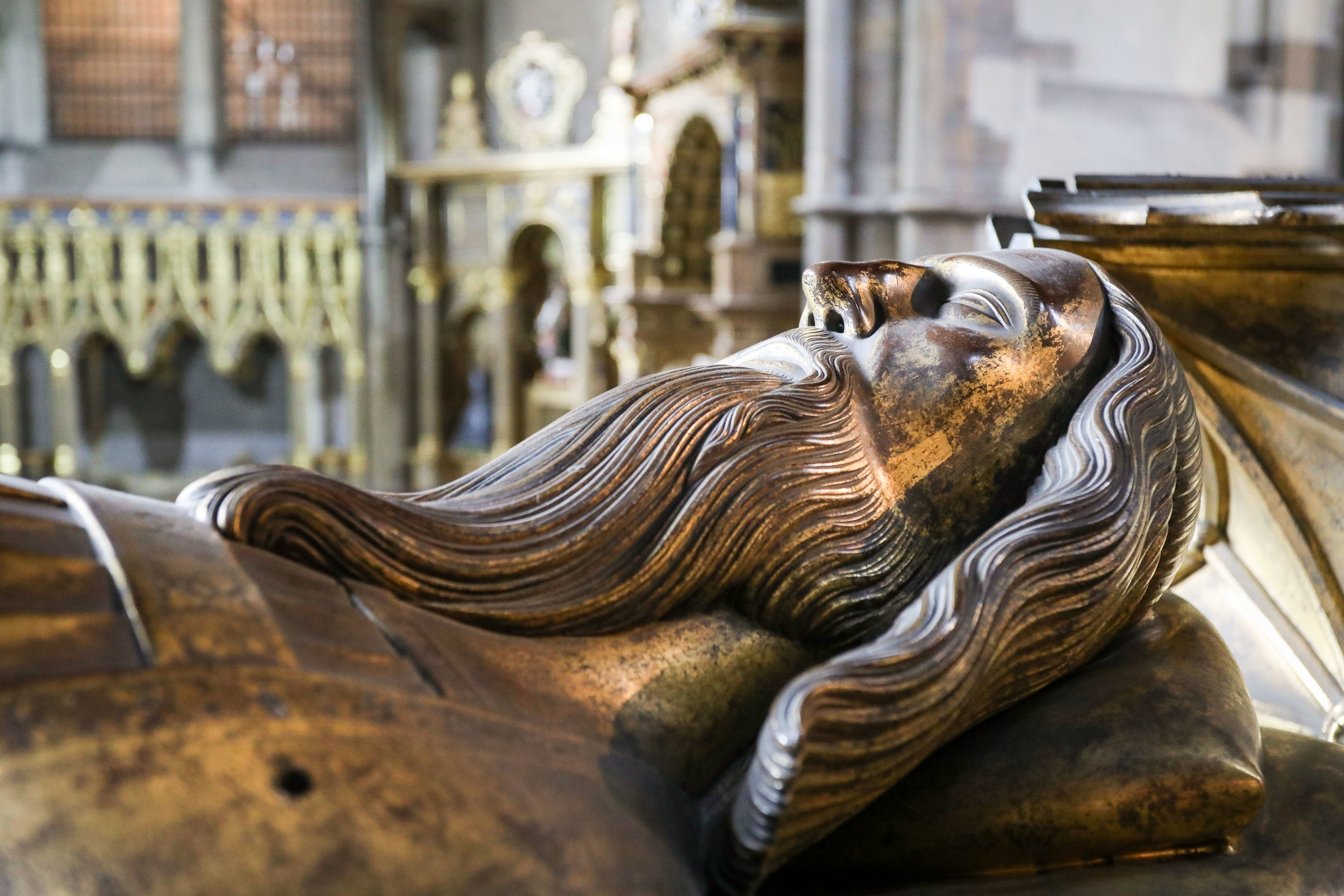 Edward III d 1377, bronze effigy Westminster Abbey.jpg