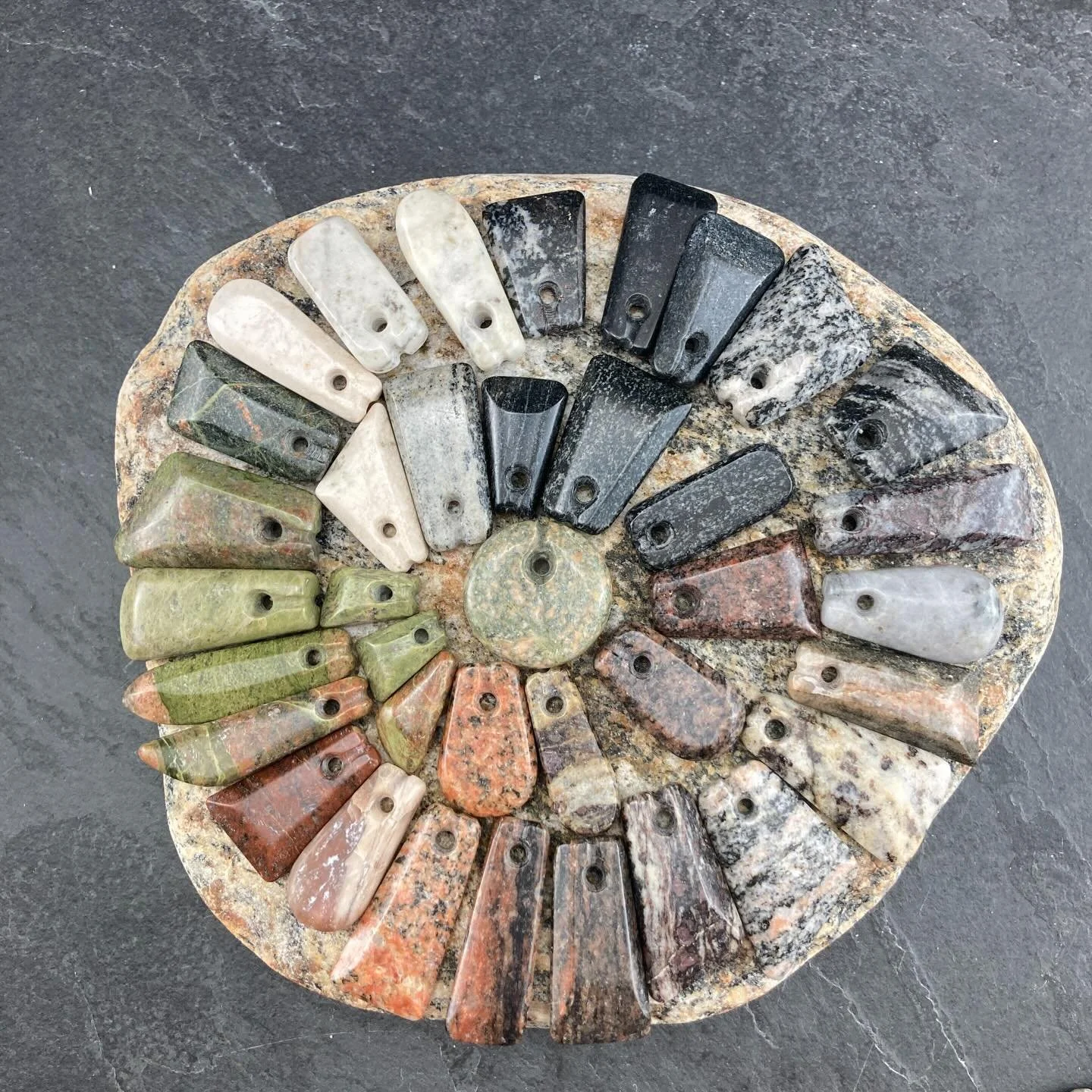 The beautiful vibrant colours of Hebridean stone- find your perfect piece at Gneiss Things.

#handcarved #isleofharris #scottishgeology #jewellery