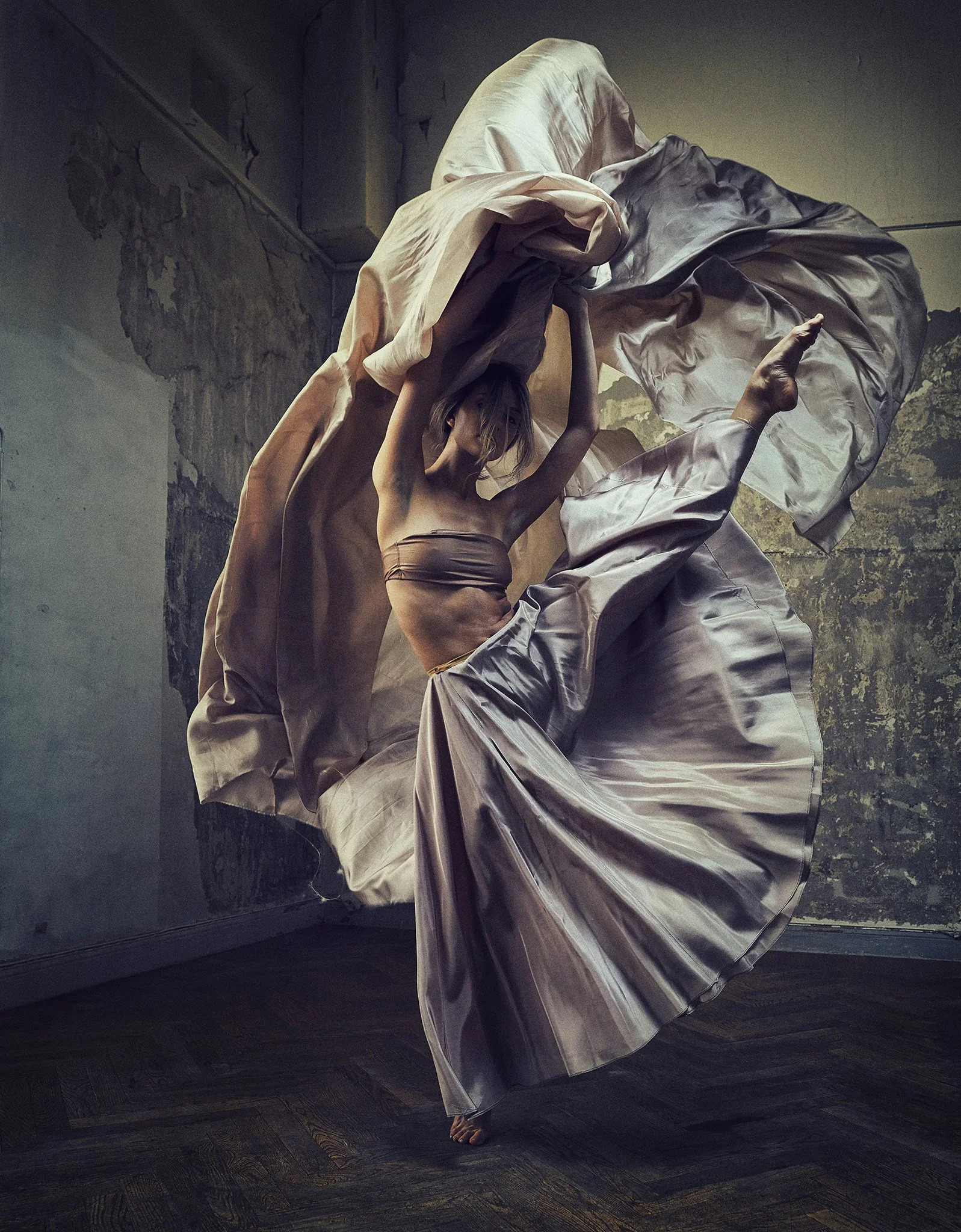 ballerina dancing in the wind Nr 01.jpg