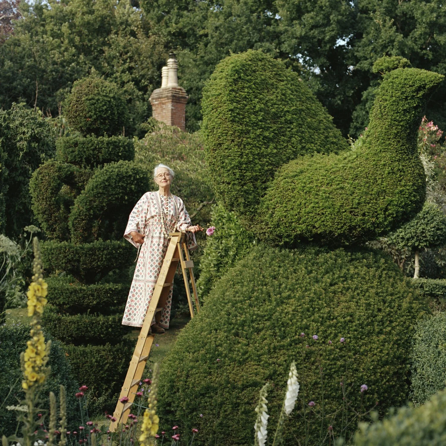 SOLD OUT Leaf & Dig presents: Charlotte Molesworth. Where gardening meets art.