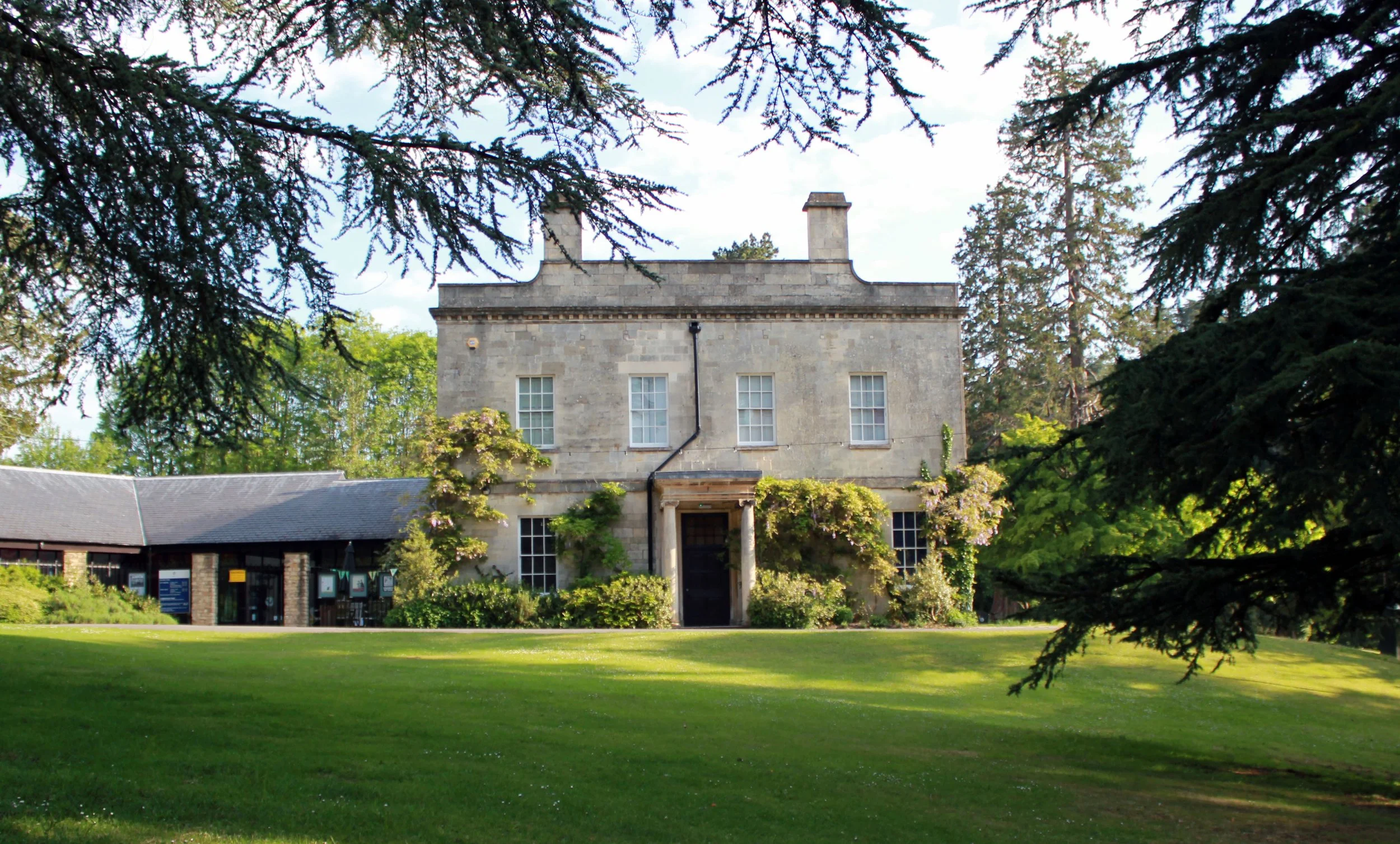 MuseumExterior1 (1).jpg