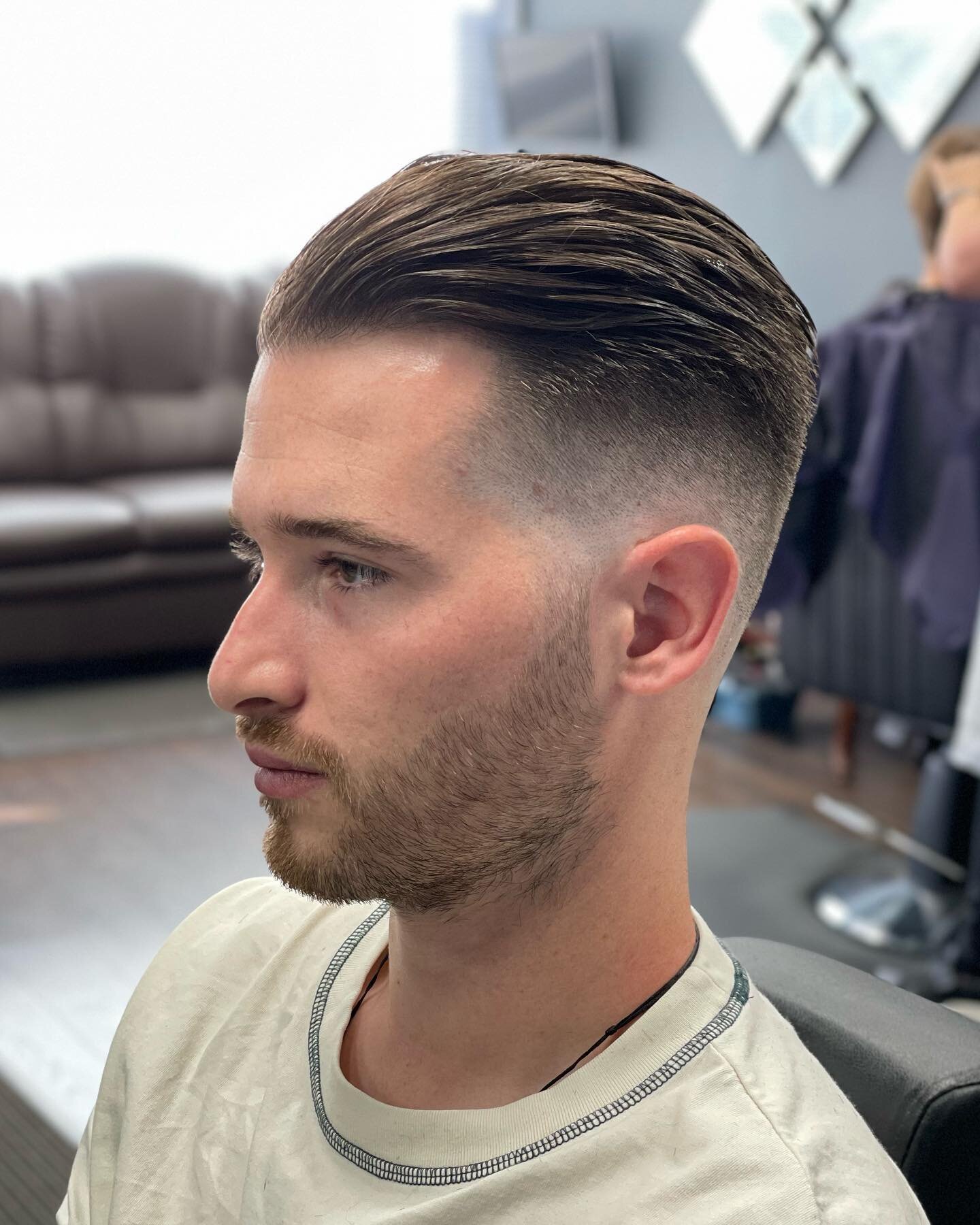 Cuts 'N' Clippers Barbers