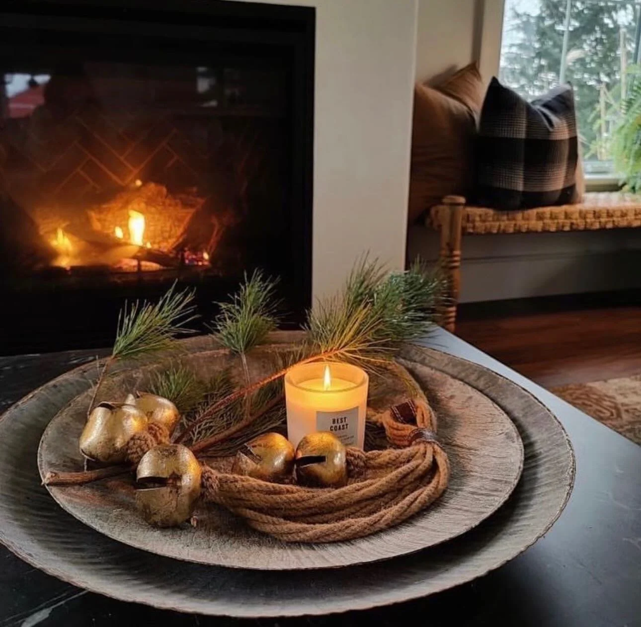 It&rsquo;s timeeeeeee!!!! 

The holidays are here at @ambianceinteriors and we are ready for snowy winter nights and staying in next to the fire with a cup of hot chocolate! 

.
.
.
#listowelinteriordesigner #londoninteriordesigner
#stratfordintwrior