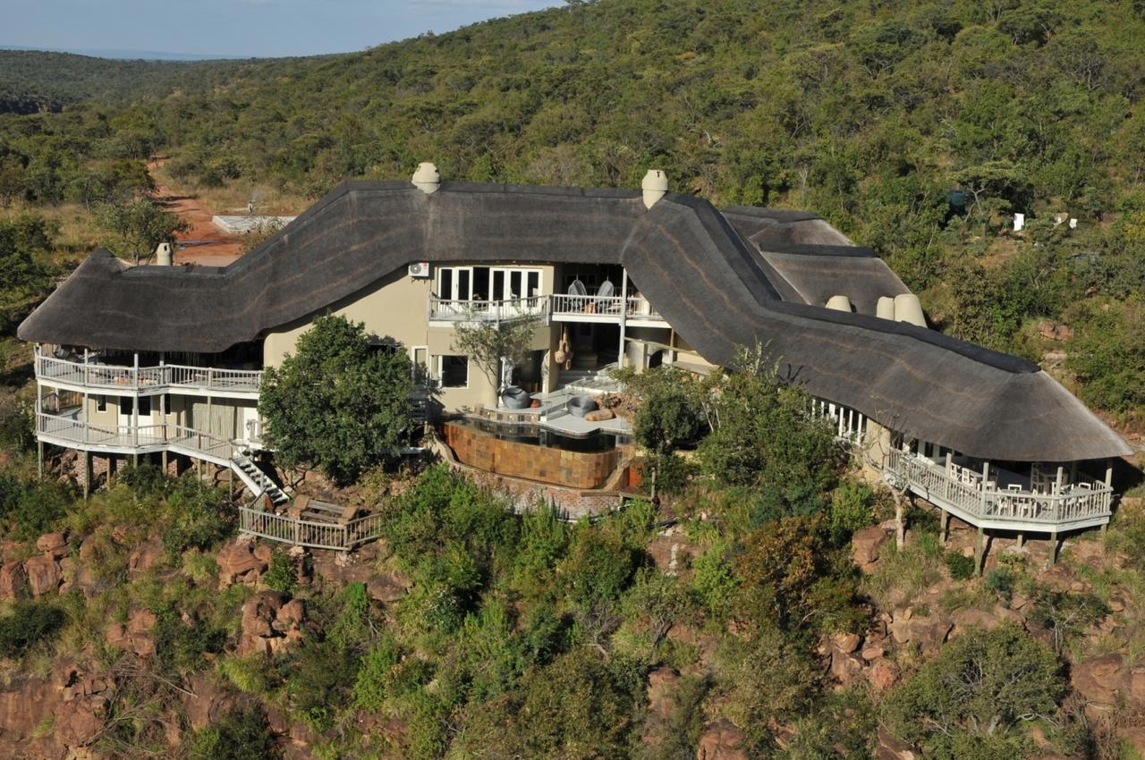 clifftop_exclusive_safari_hideaway_arial_view_1.jpg