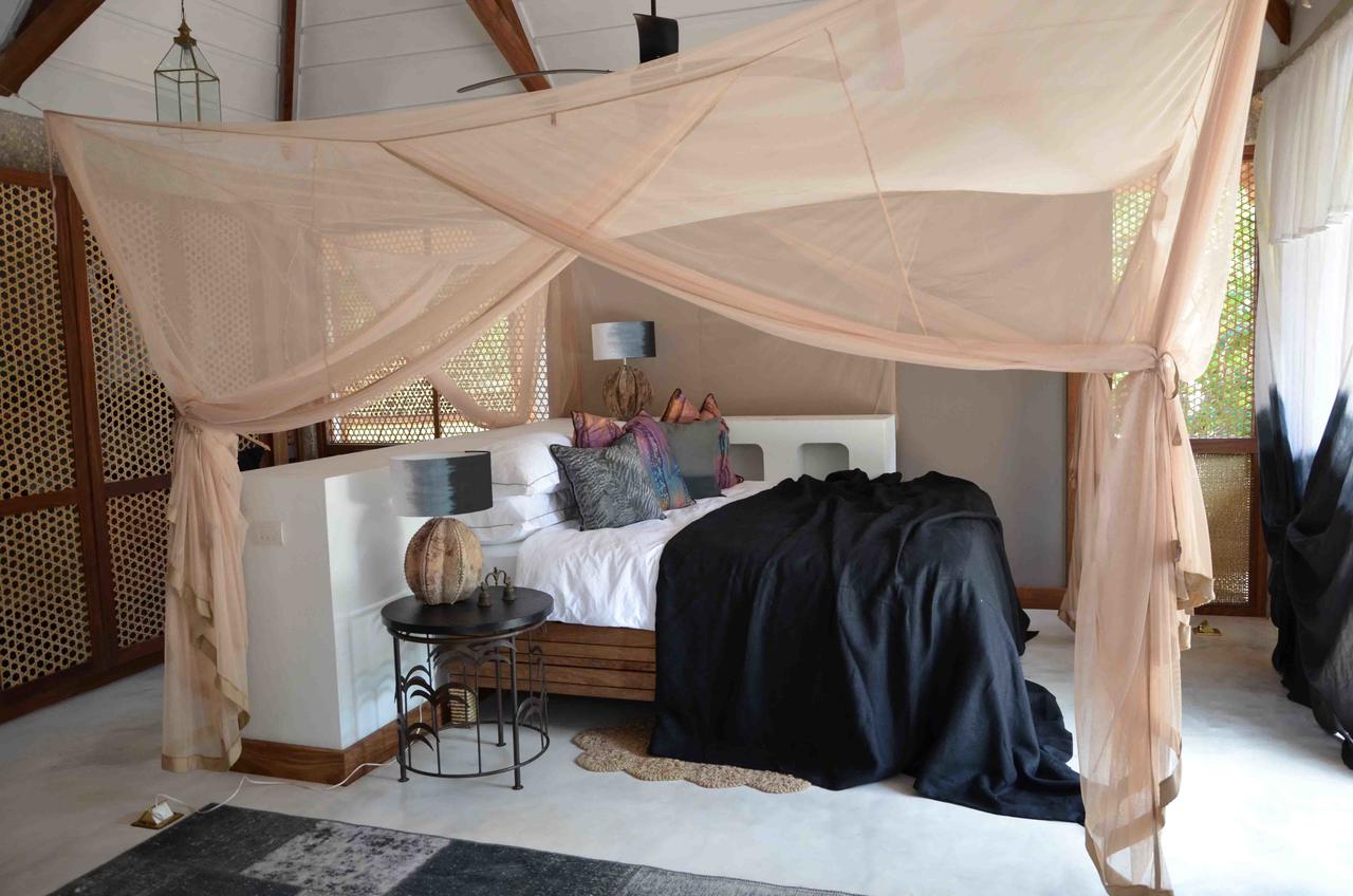 vamizi-island-casa-marjani-bedroom1.jpg