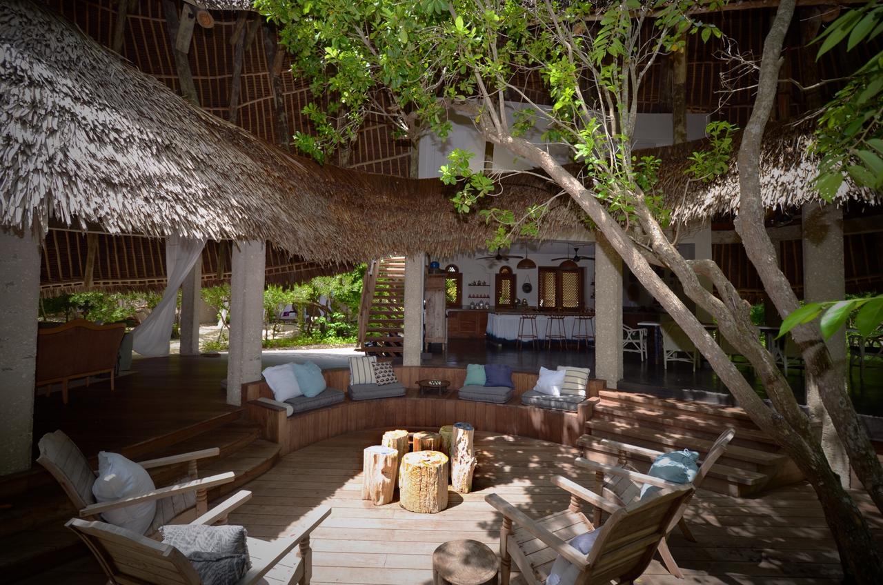vamizi-island-casa-marjani-outside-living-area-31.jpg