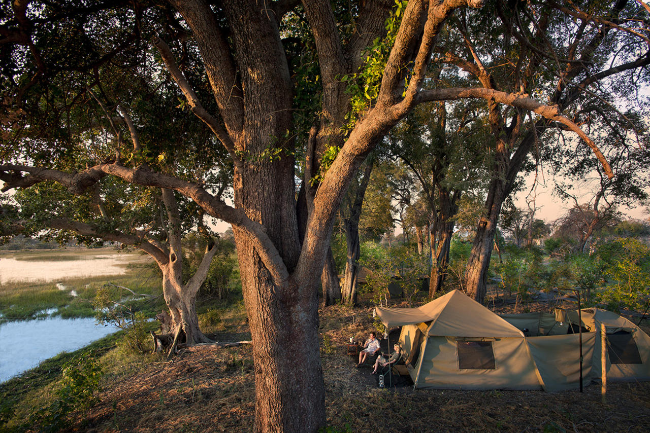 expeditions_nxabega_000lr1.jpg