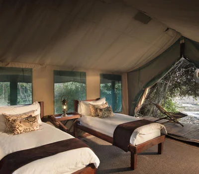5_kanga_camp_bedroom.jpg