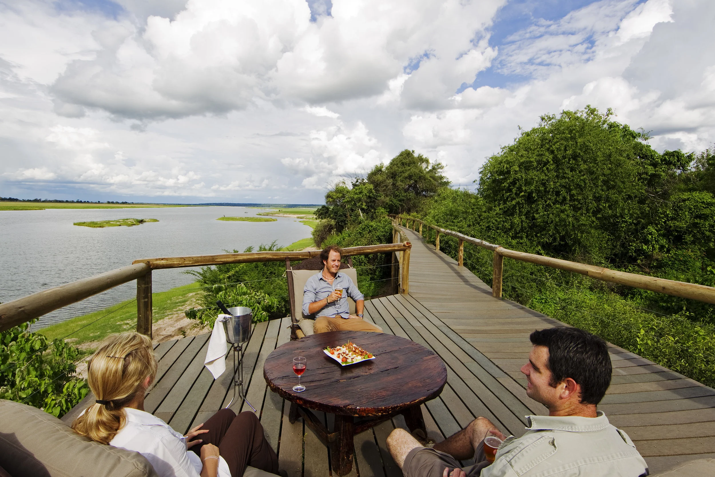 DeckGuests CGL 8406.jpg