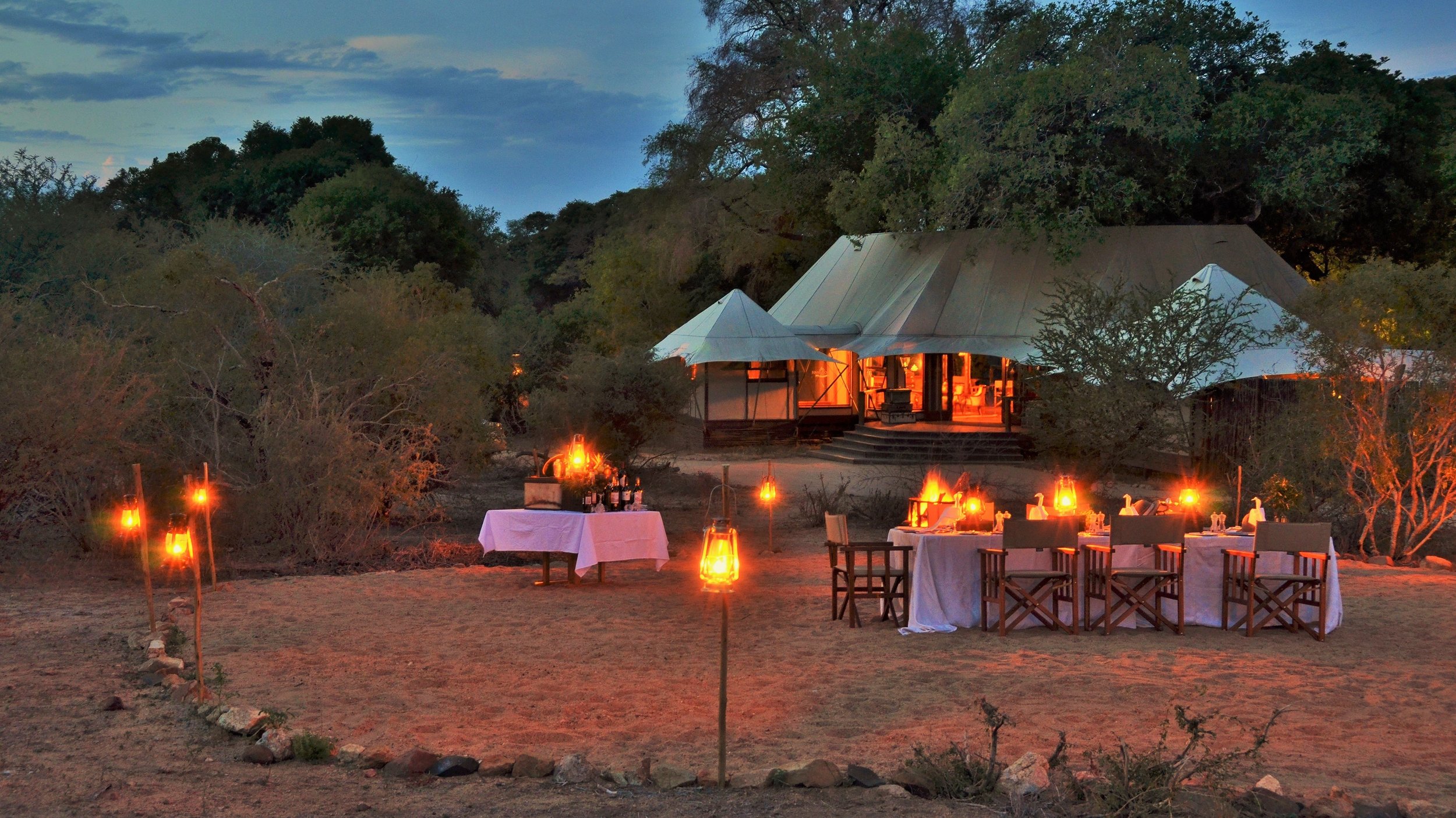 hamiltons_tented_camp_bush_-_dining_1.jpg