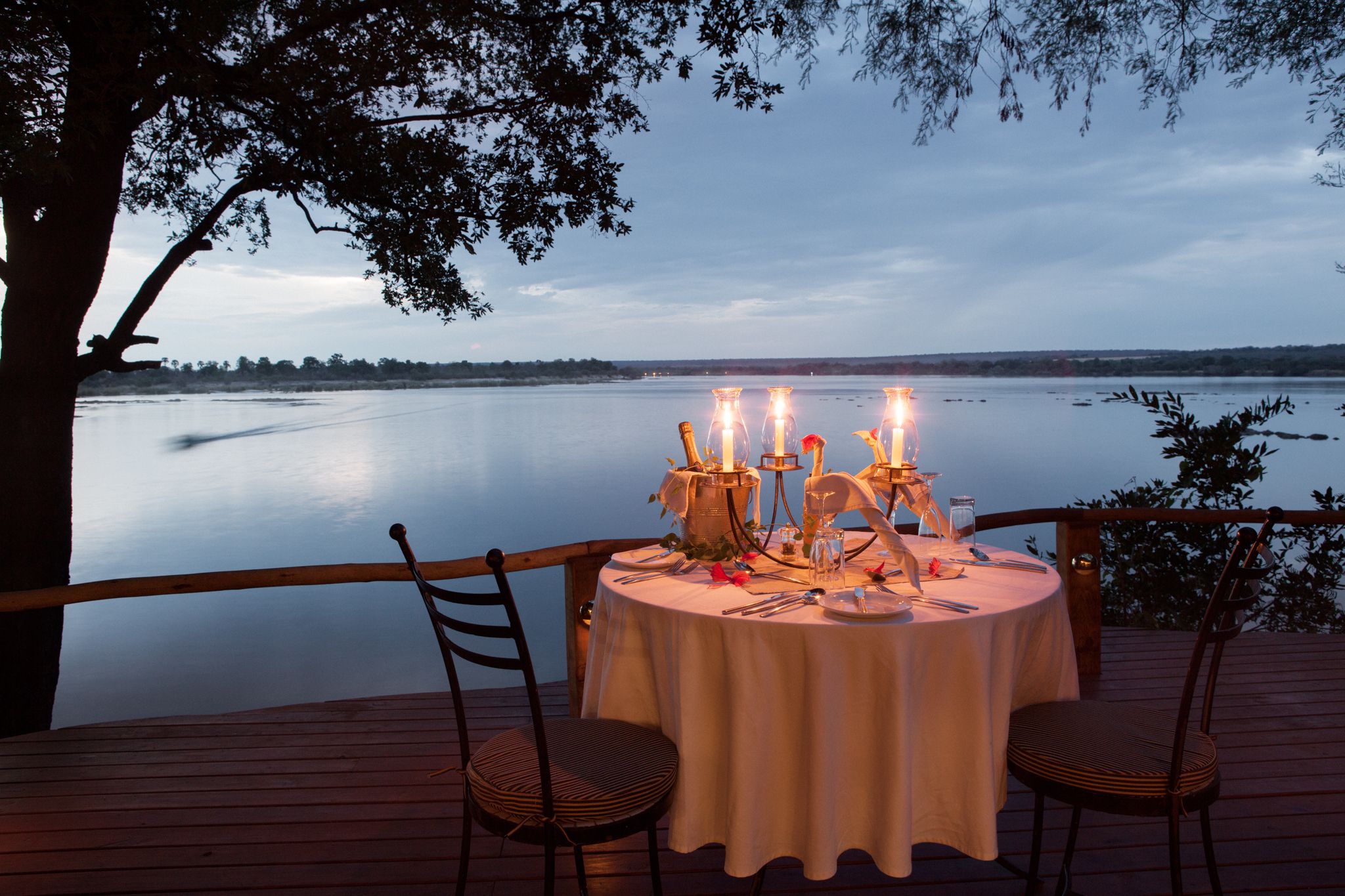 tonga_cottage_deck.jpg