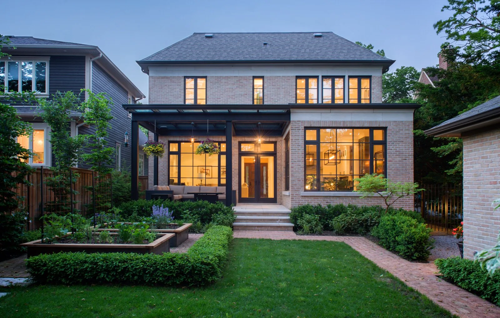 Oakville Home_two 6.jpg