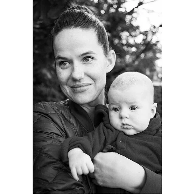 These two look nothing alike, right??!! 😉 #likemotherlikeson #oonastudiophotography #mothermuse 
#newyorkfamilyphotographer #nycfamilyphotographer #brooklynfamilyphotographer #seattlefamilyphotographer #pnwfamilyphotographer #family #baby #love #por