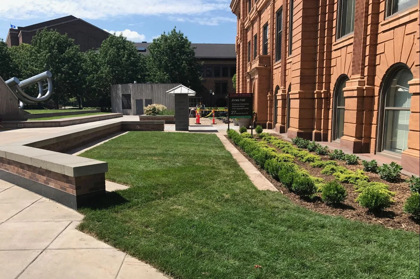 Green boulevard at Jones Hall on the University of Minnesota Minneapolis campus