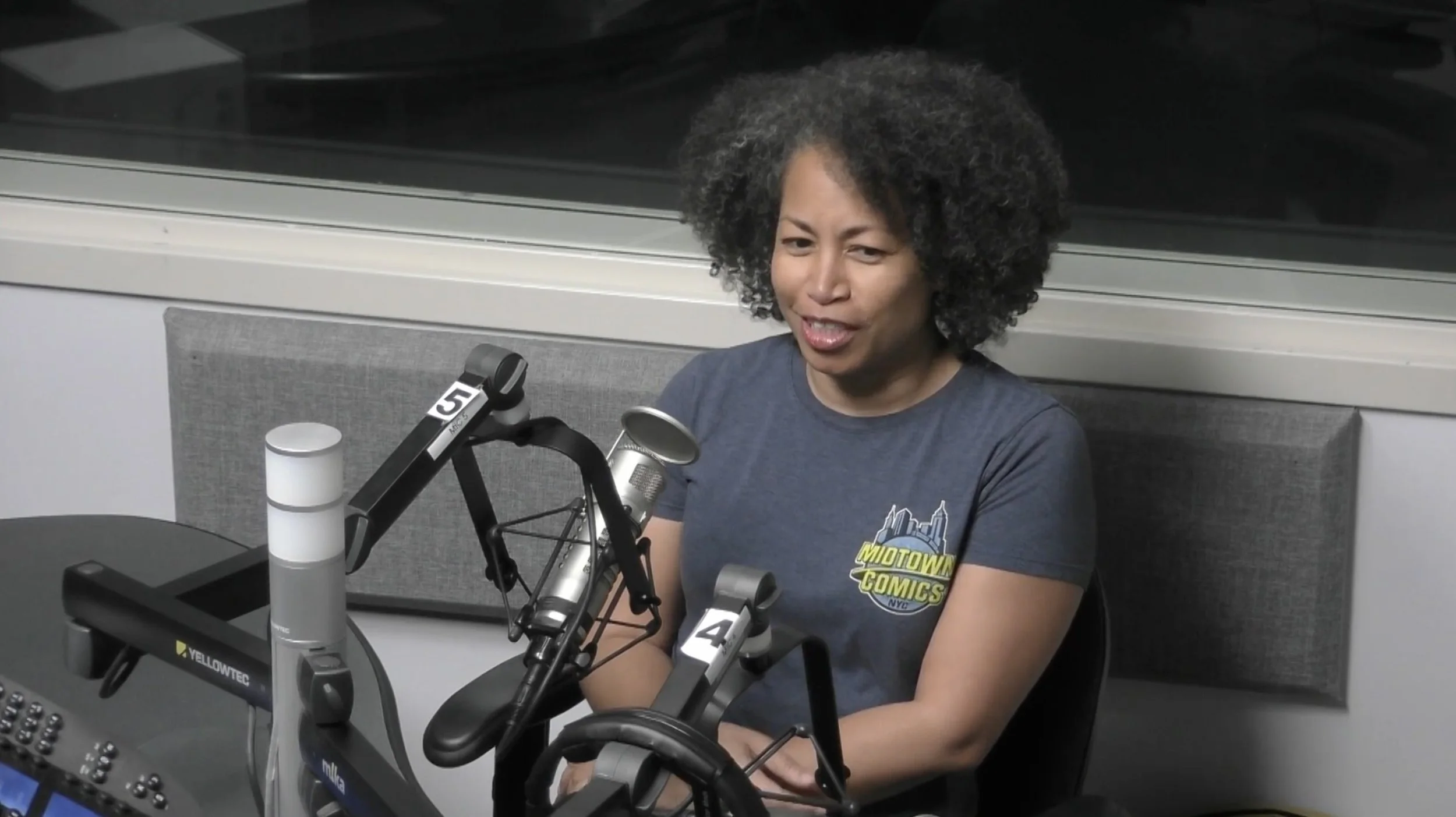 2% Excellence in Black Artistry with Larissa Brown