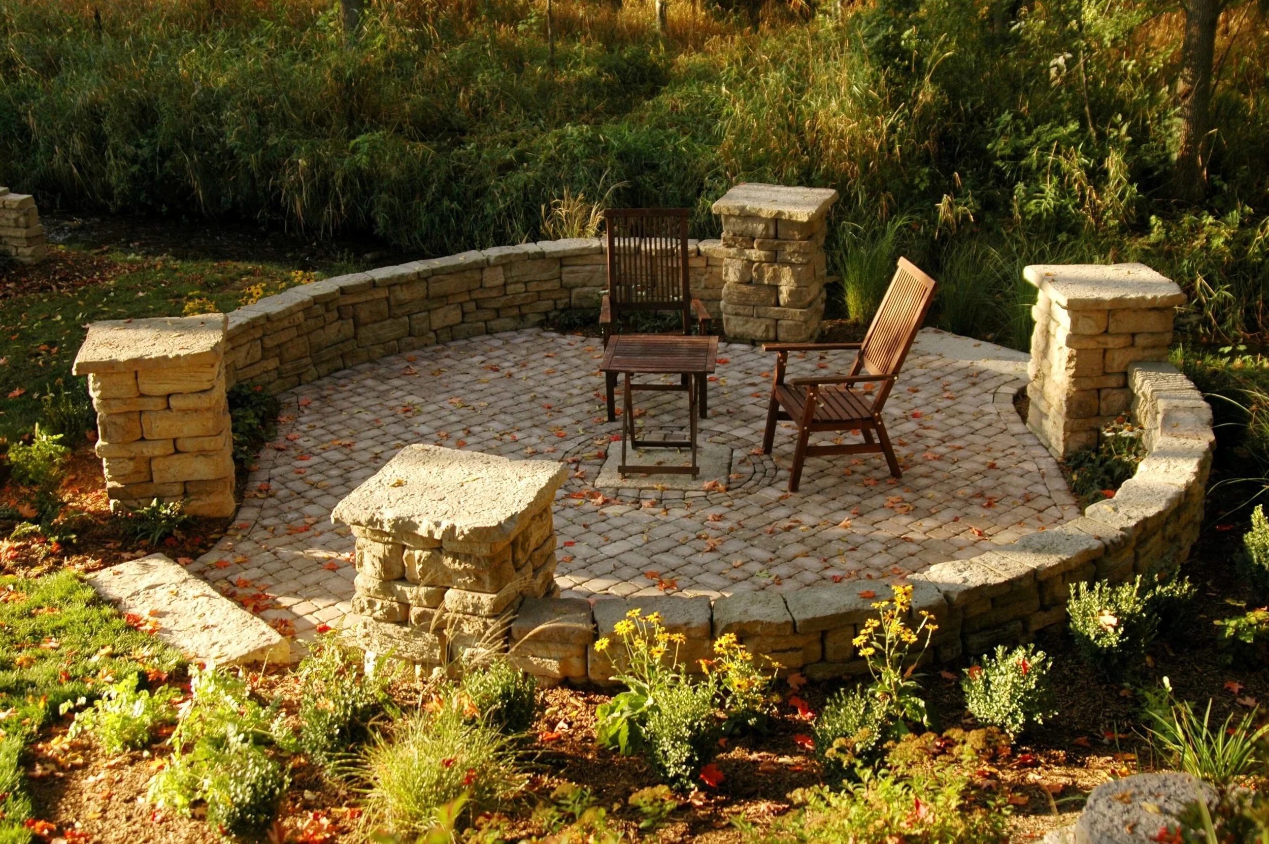 Belvedere Seating Walls and Pillars.jpg