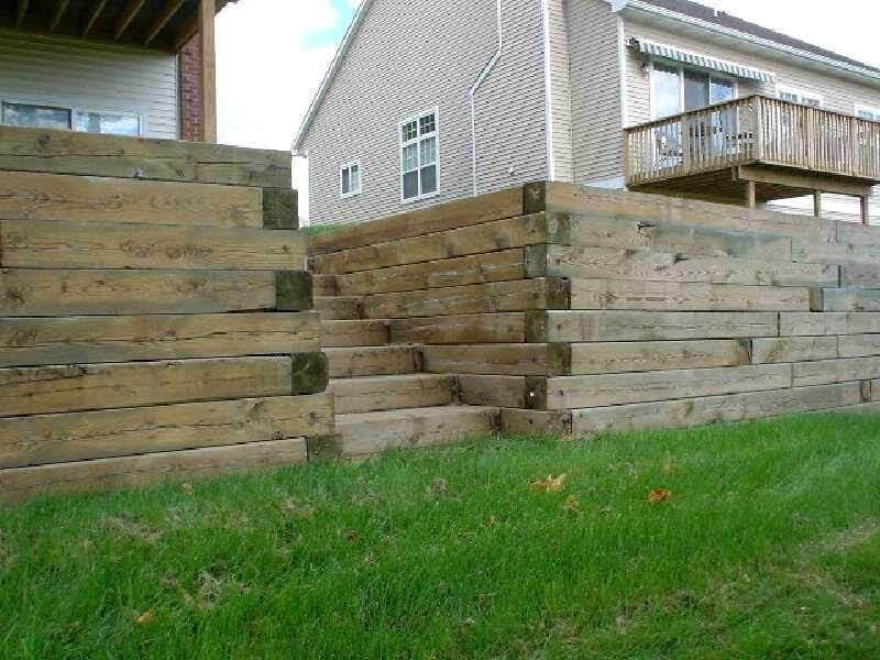 Timberwall with Timber Steps.jpg
