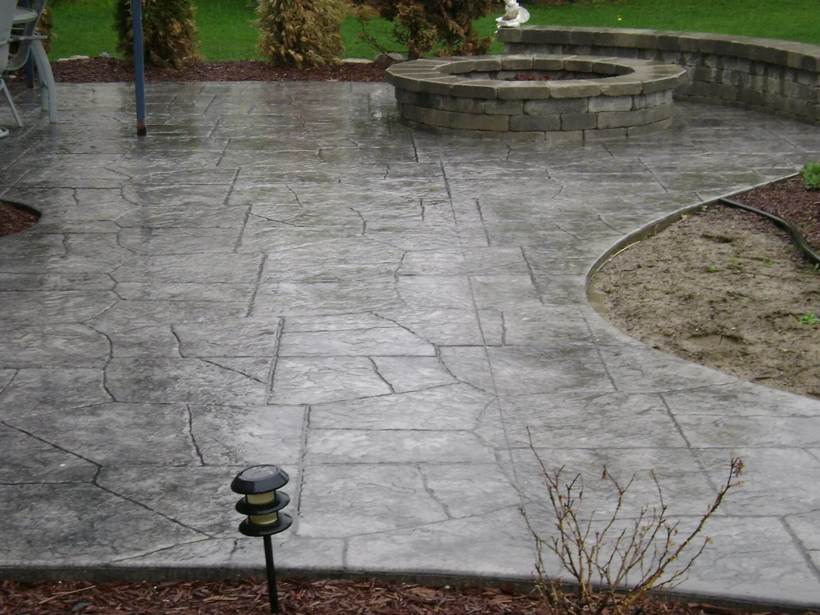firepit wbench.jpg