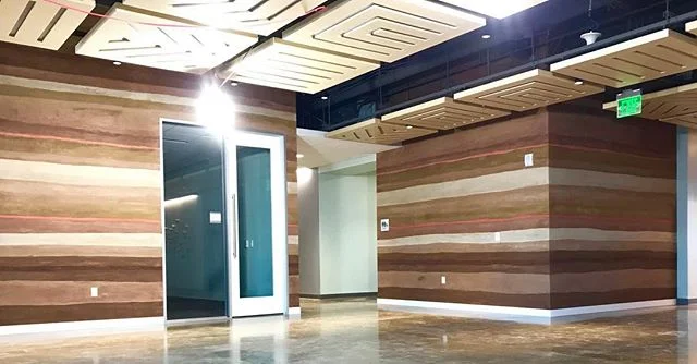 Swipe for a closer look at the &ldquo;Rammed Earth&rdquo; phase of one of our last projects of 2018. .
.
.
.
. 
#level_5_design #plaster #venetianplaster #limeplaster #japaneseplaster #cementplaster #cottonplaster #specialtyfinish #customfinish #deco