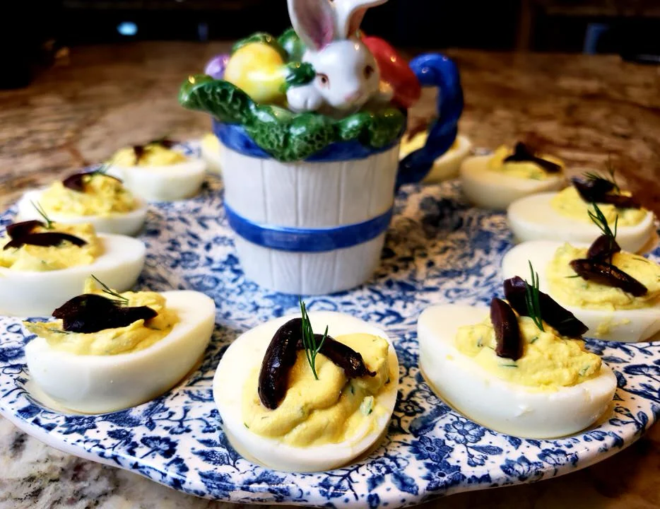 Tzatziki Dill Deviled Eggs — Laurel Ann Nutrition