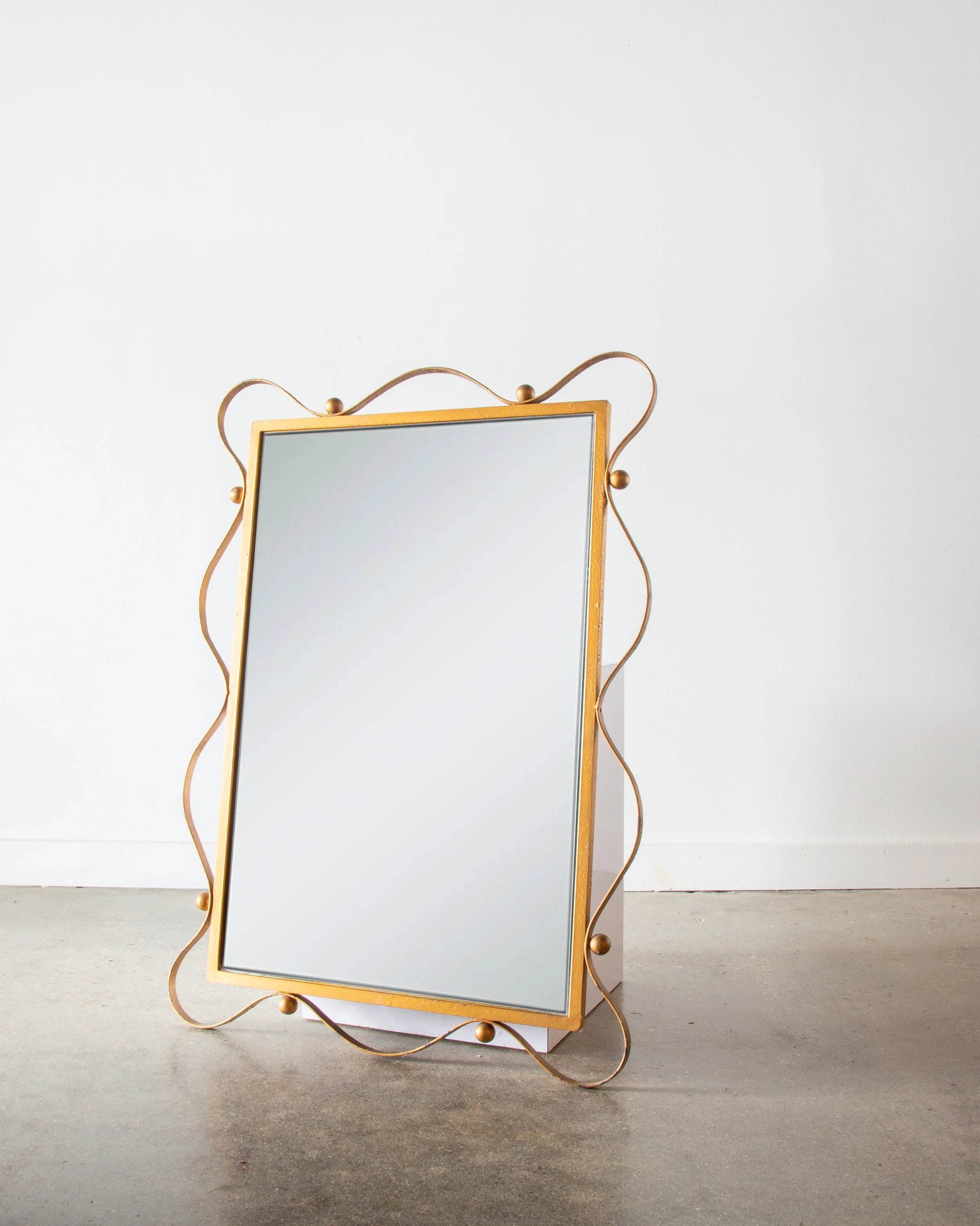 Ribbon Mirror Brass-16.jpg