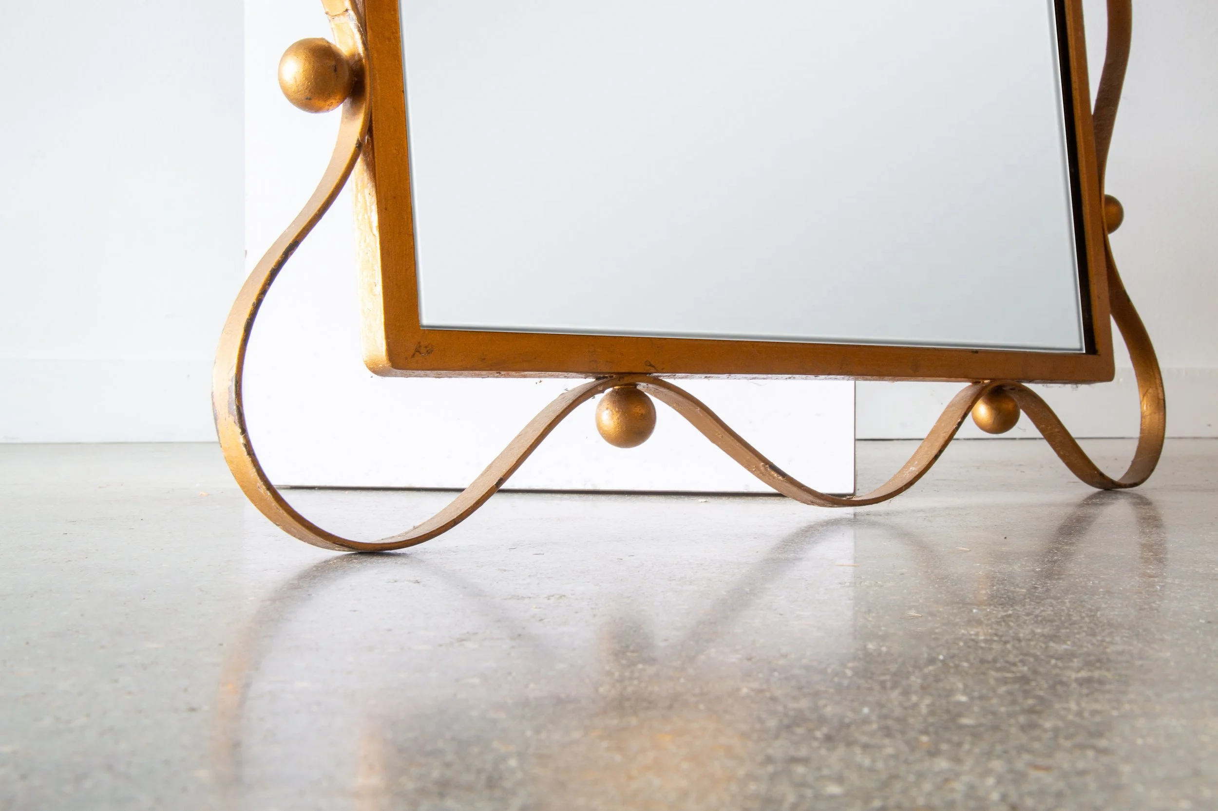 Ribbon Mirror Brass-08.jpg