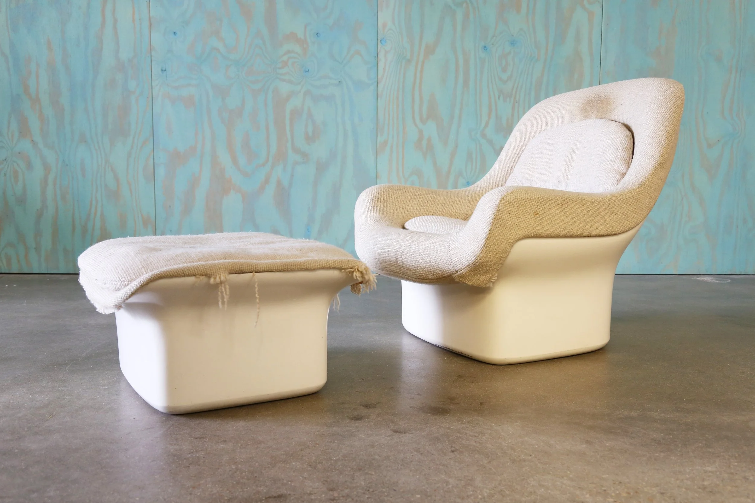Prototype Knoll Lounge Chair Designed Bill Stephens 1960s Fiberglass and Cato Fabric