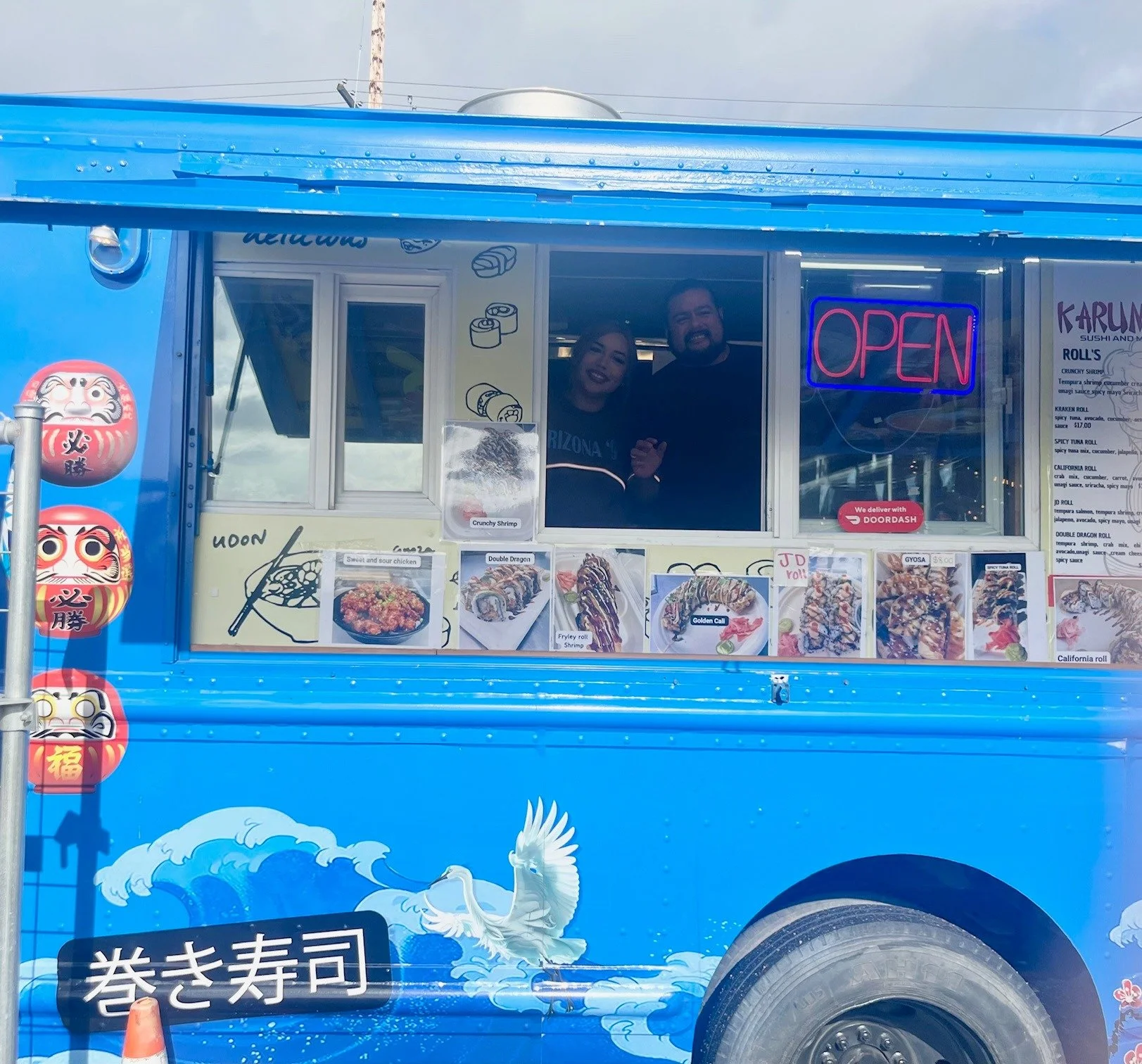 Join us tomorrow for Sushi Sunday! Come out and enjoy some sushi rolls, bowls, or gyoza from them while enjoying some Farmstrong brews! We're open 12-6pm Sunday. See you there!

#localfoodtruck #eatlocal #sushi #sushitruck #localbrewery #drinklocal #