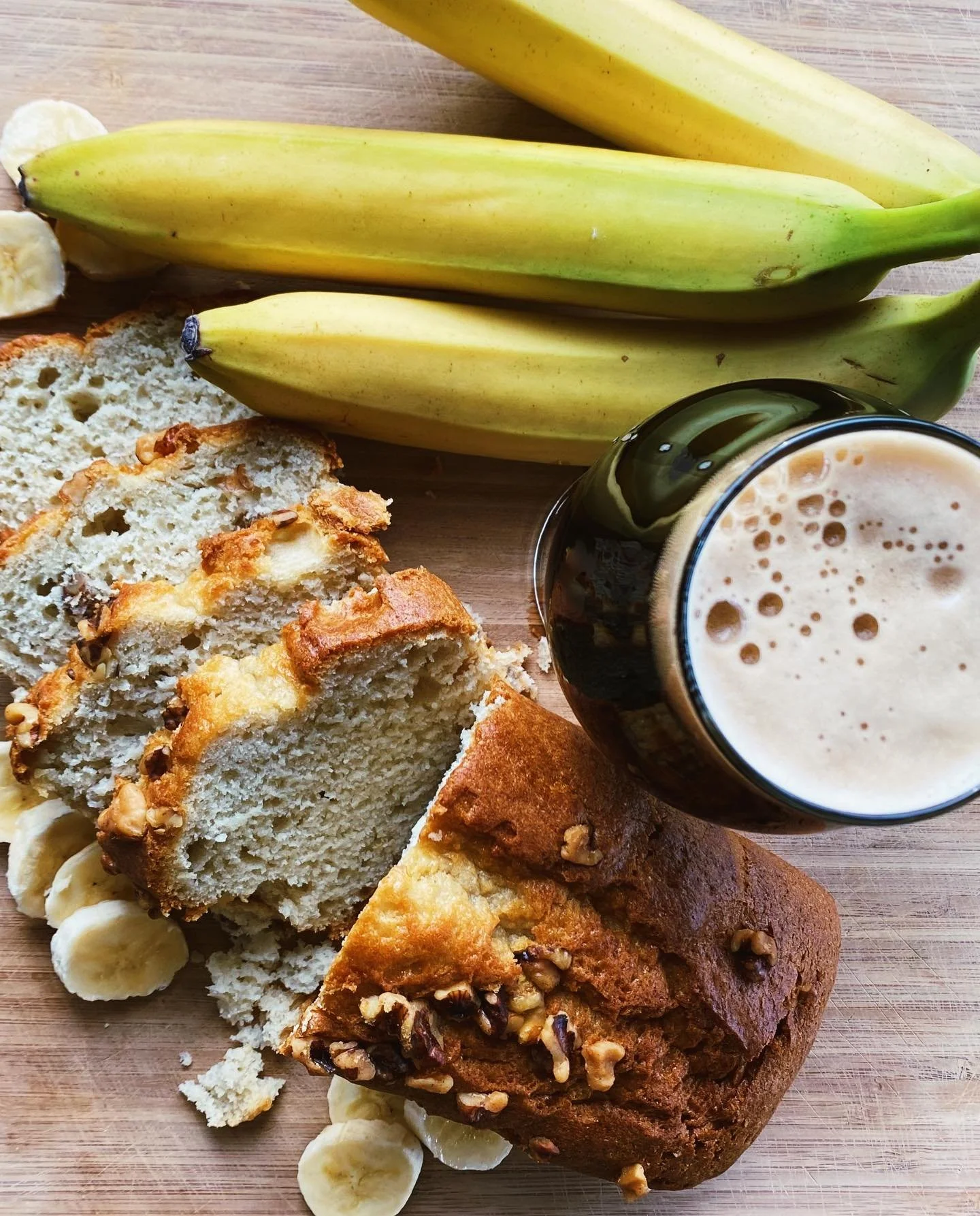 Happy Friday! 🍻 Along with our Friday Flavor we have a couple of exciting additions to our tap list! 

Friday Flavor of the Week: Banana Bread Stout 🍌
This delicious and subtly sweet take on our Ten Acre Dry Oatmeal Stout has been made in very smal